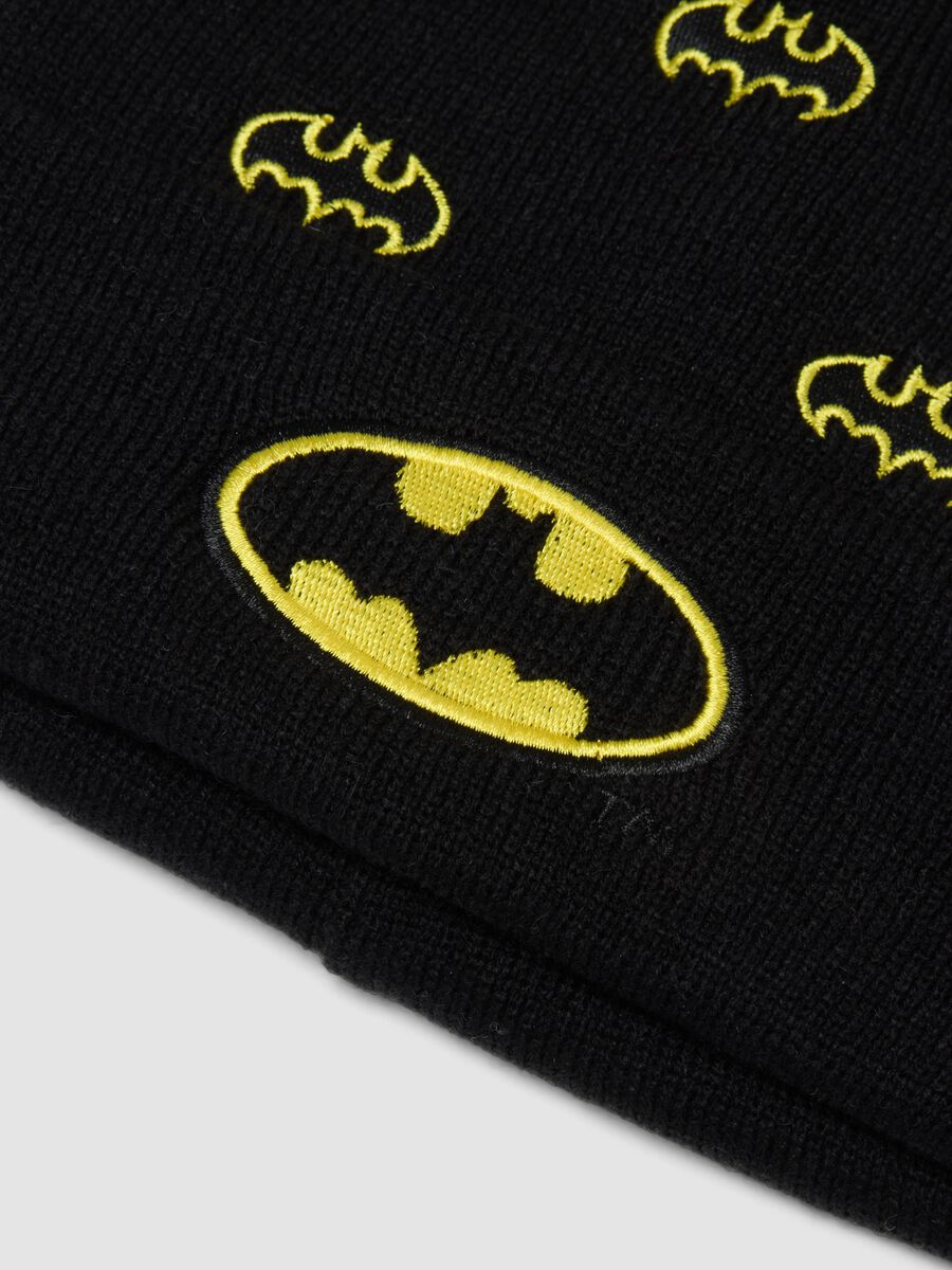 Black beanie with turn-up and Batman print_1