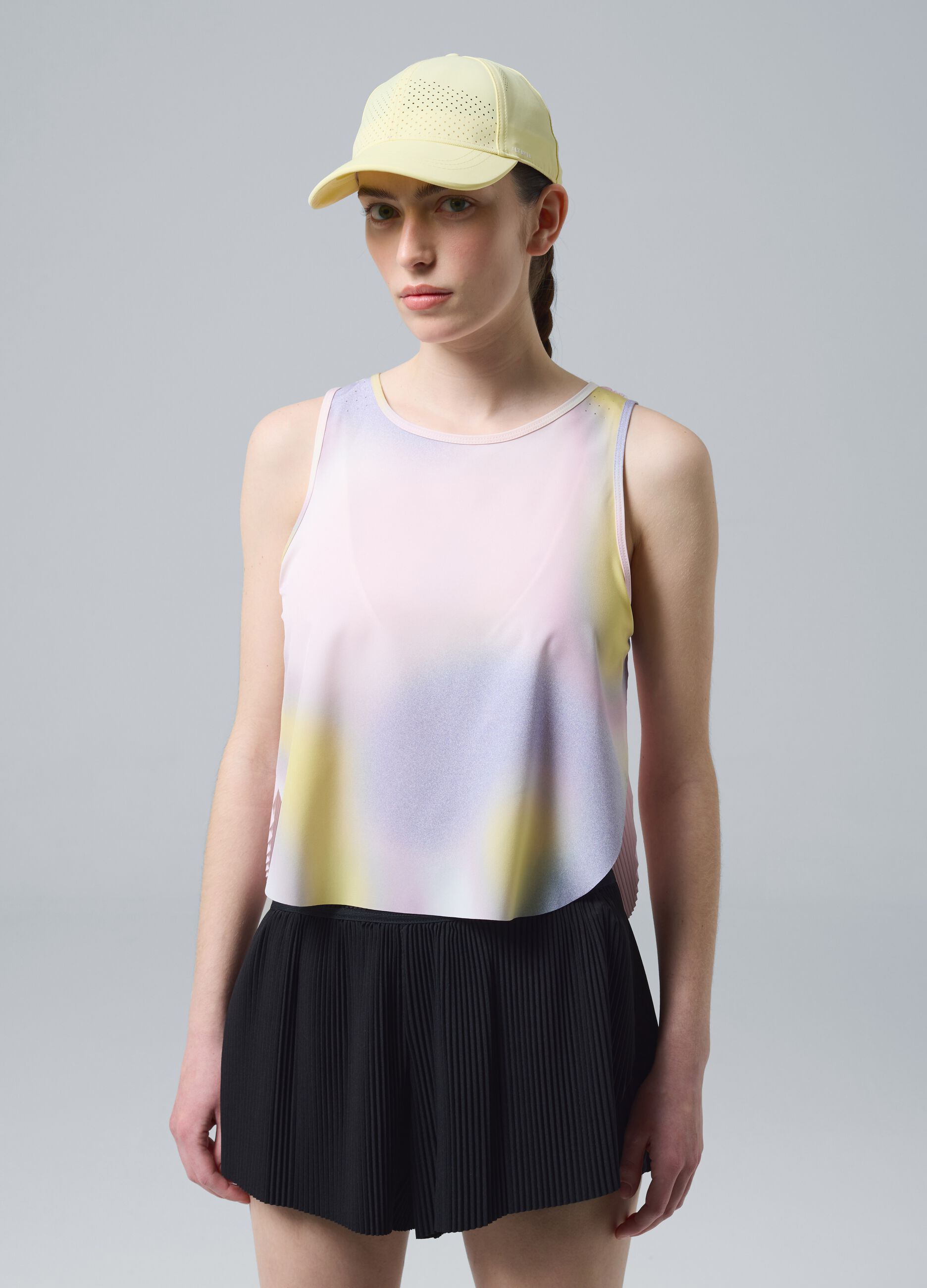 ALTAVIA COURT pleated technical sports vest with tie-dye effect