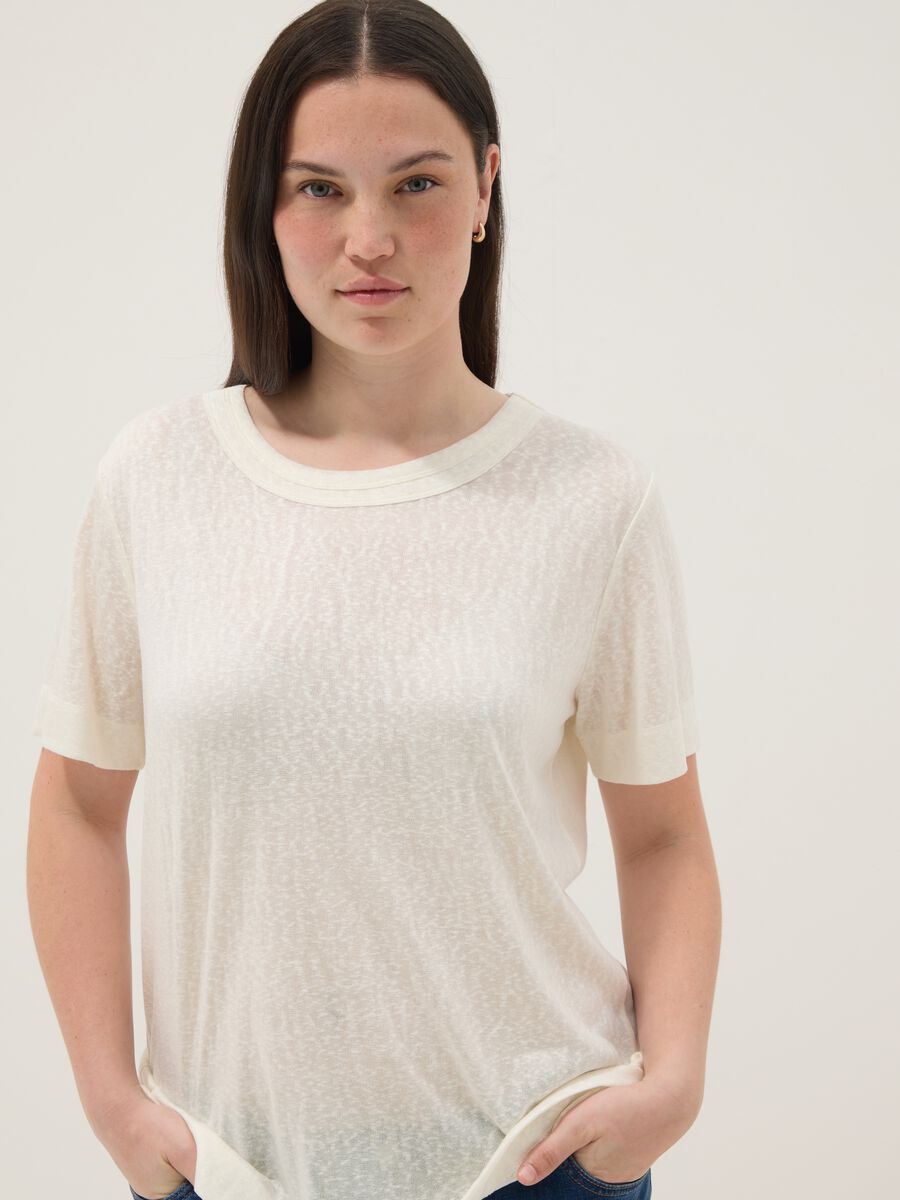 White viscose-blend regular-fit short-sleeve T-shirt_2