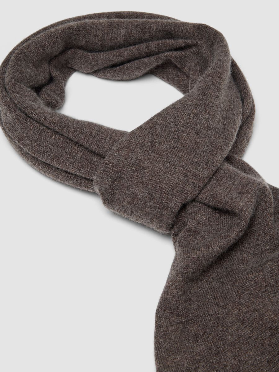 Brown scarf in a wool, cashmere and viscose blend_1