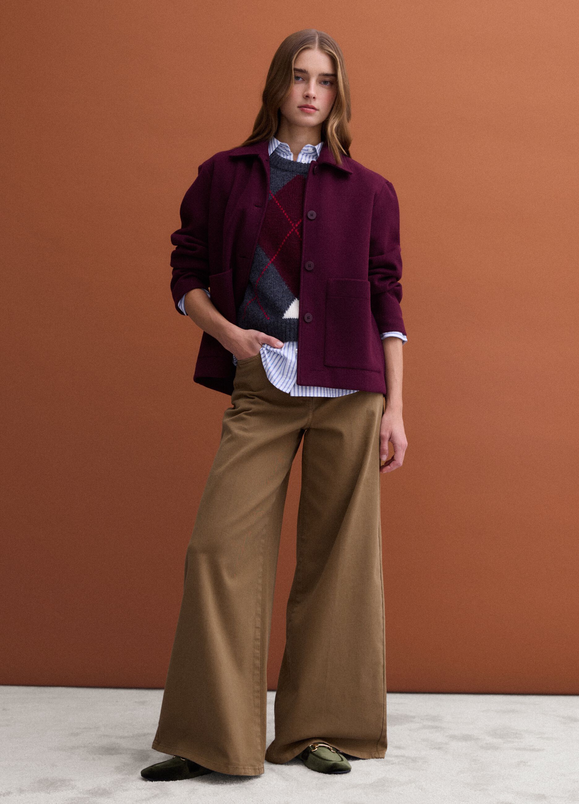 Burgundy red viscose-blend jacket with crew neck, regular fit