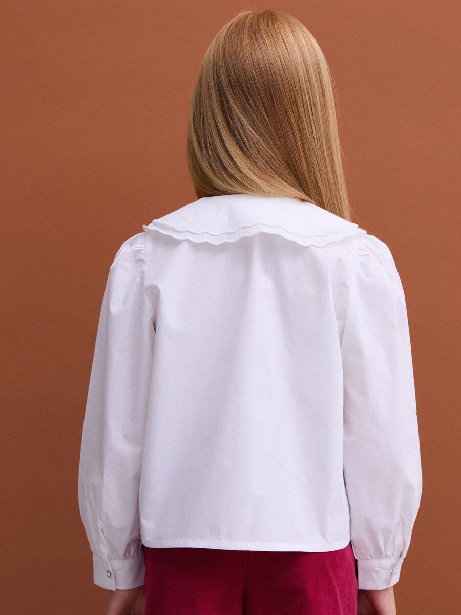 White pure cotton poplin shirt with embroidered wide collar, regular fit_2
