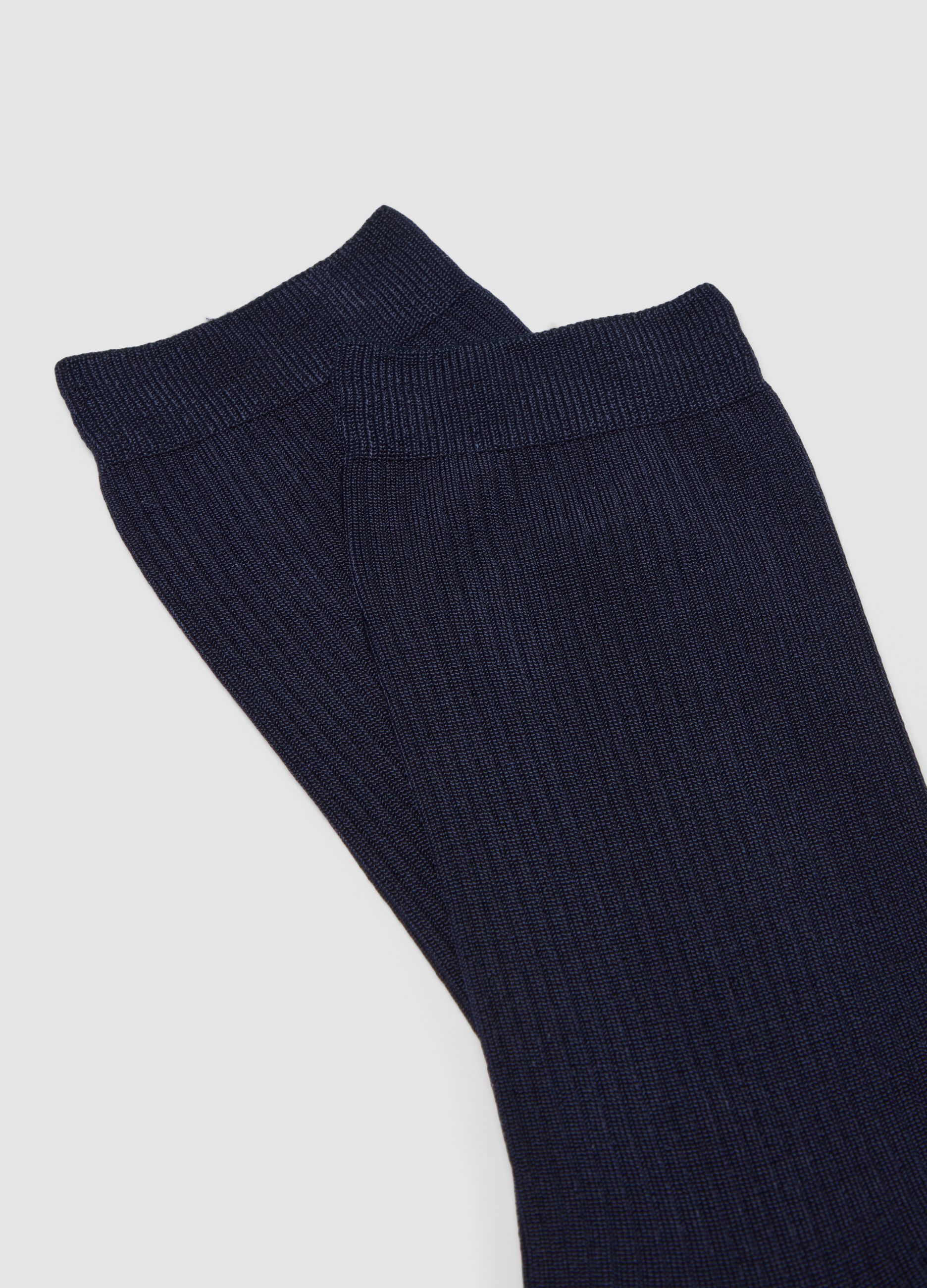 Blue ribbed stretch viscose socks