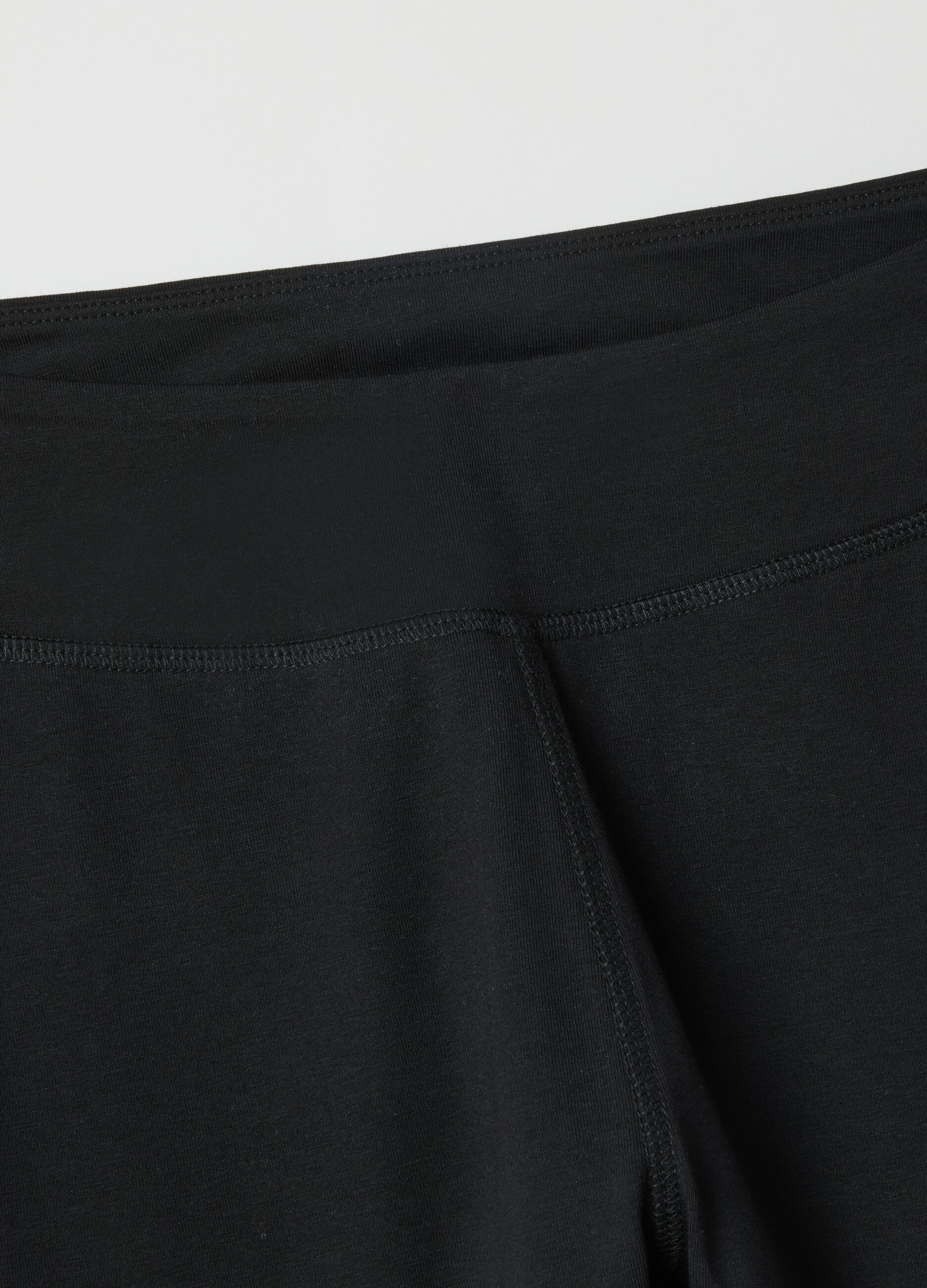 Black stretch cotton slim-fit leggings