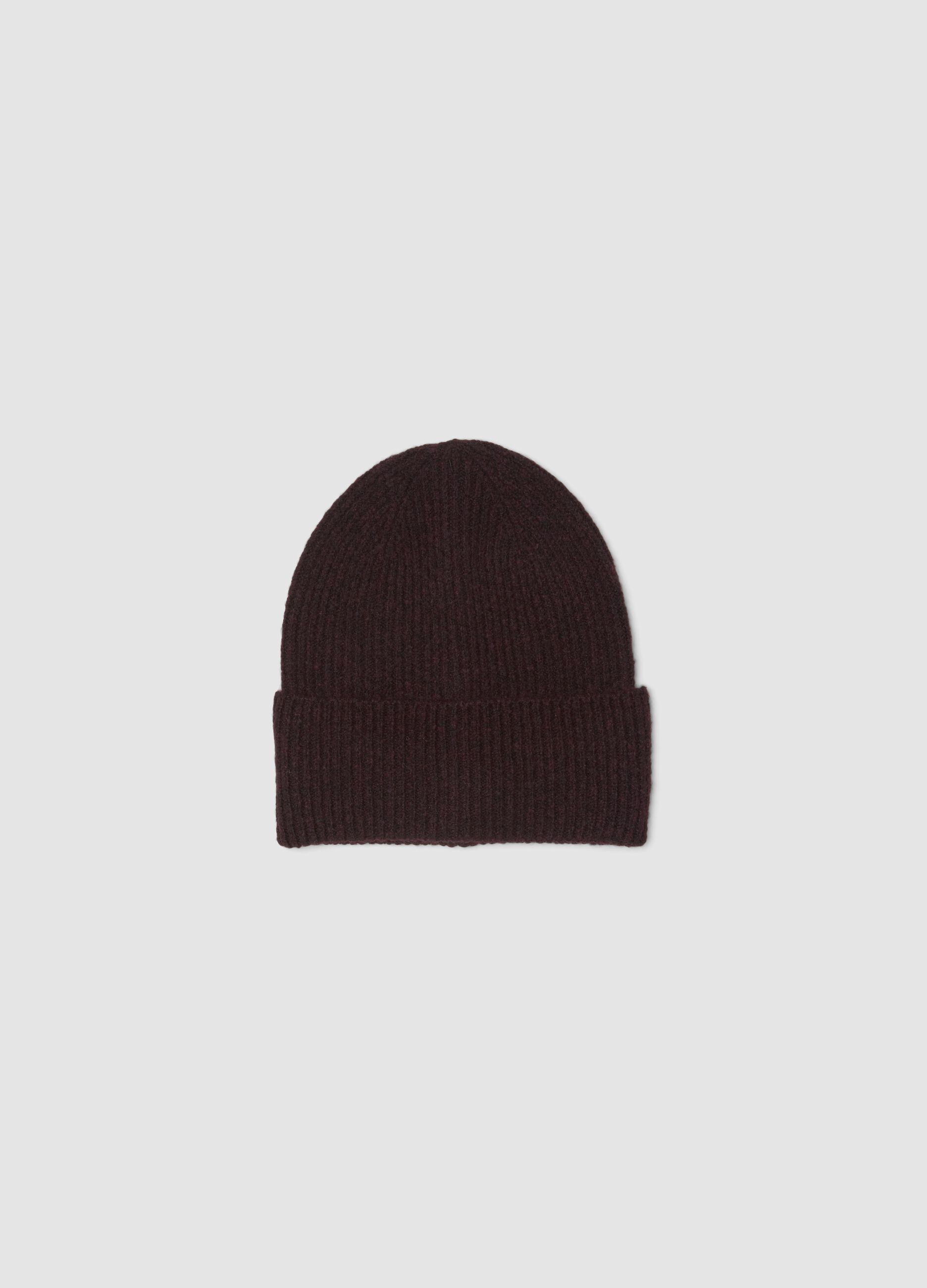 Burgundy red ribbed stretch wool beanie