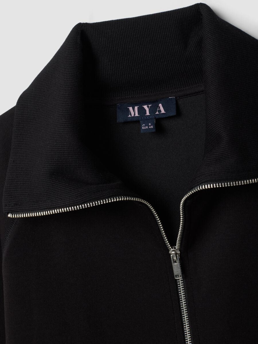 Black stretch viscose hoodie with turtleneck collar, regular fit_5
