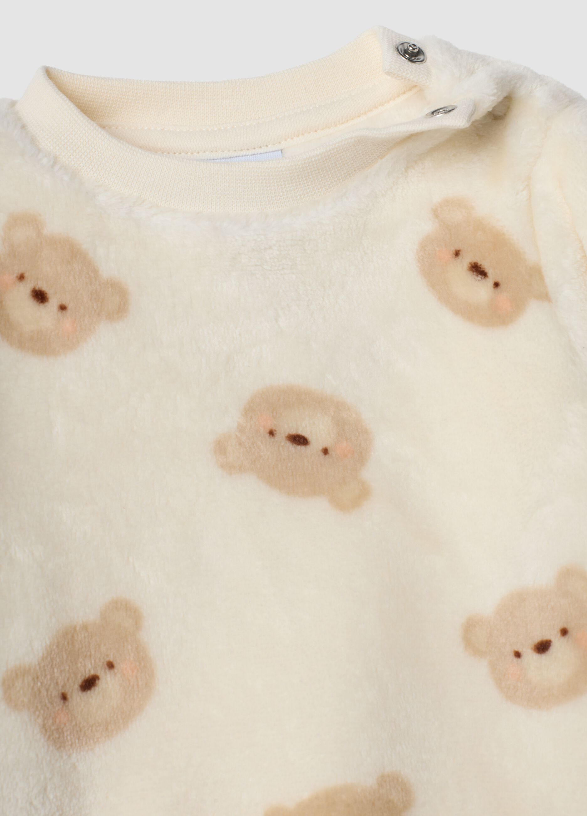 Ivory white crew-neck pyjama set with teddy bear print