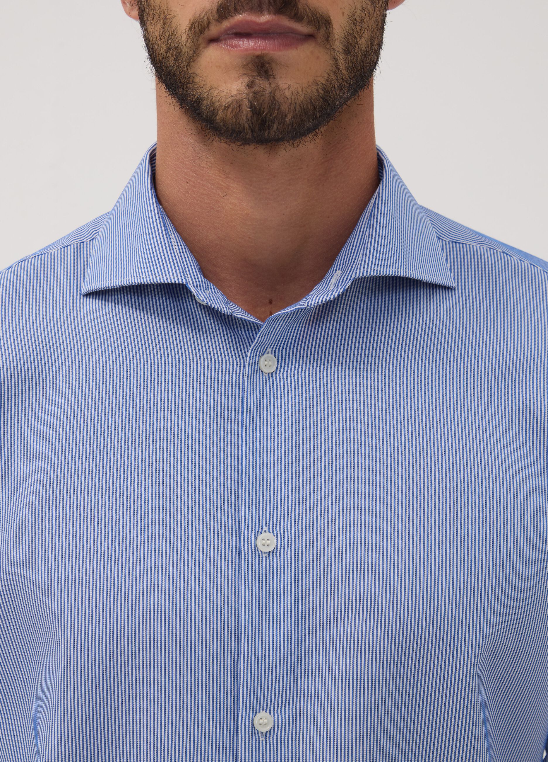 Camicia bianca e blu in dobby di misto lyocell a righe slim fit Easy Iron
