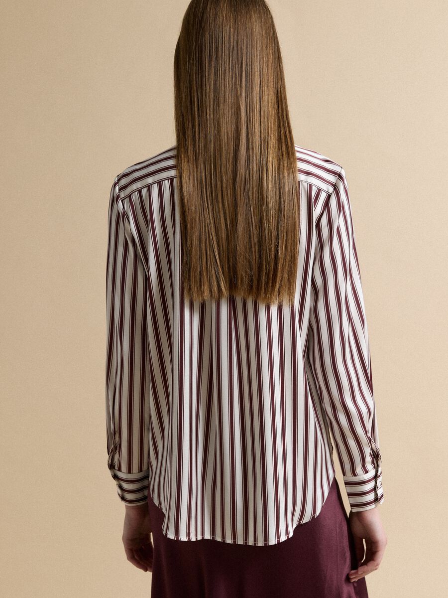 White regular-fit striped stretch shirt_3