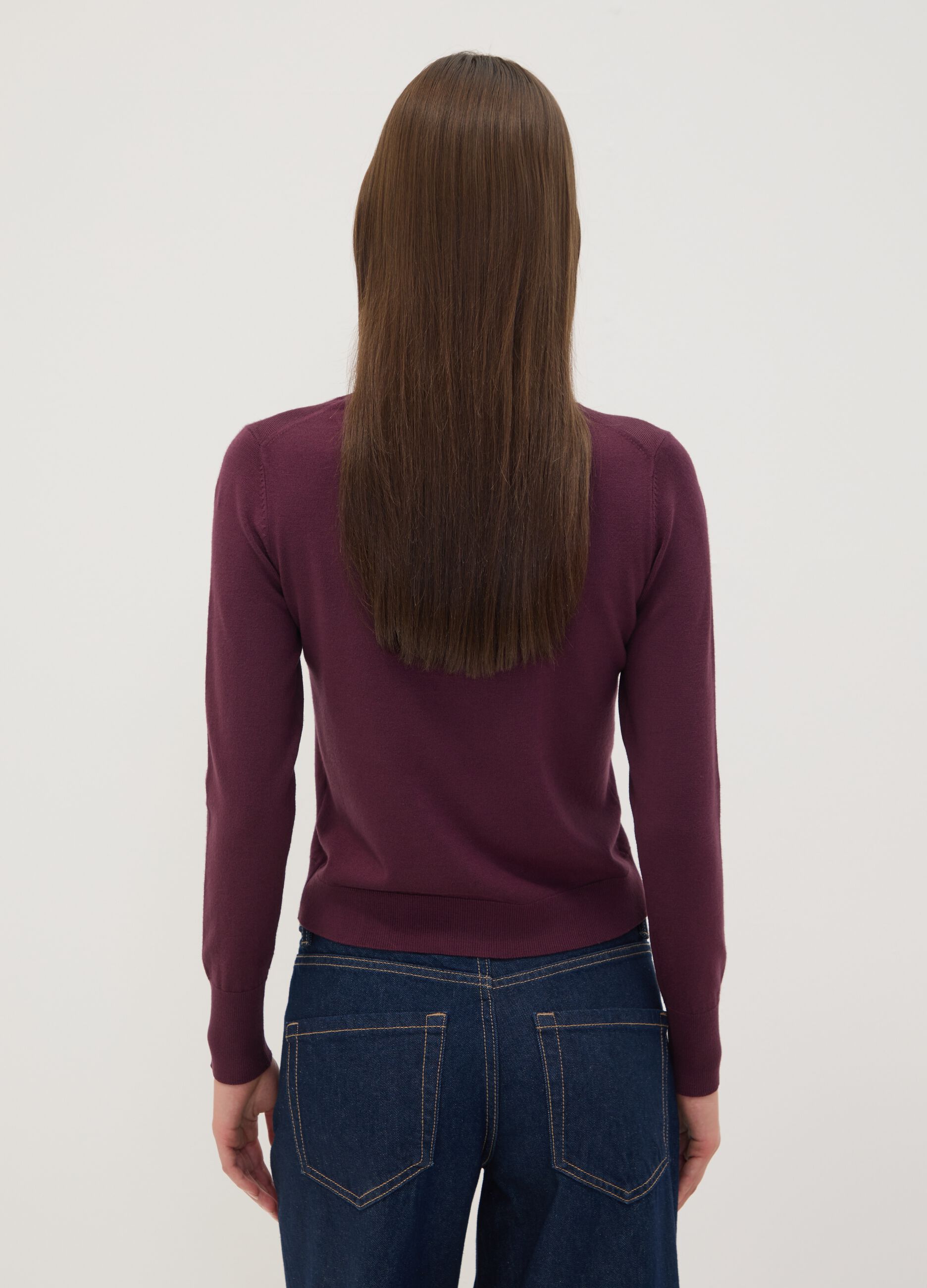 Maglia viola in misto viscosa a girocollo