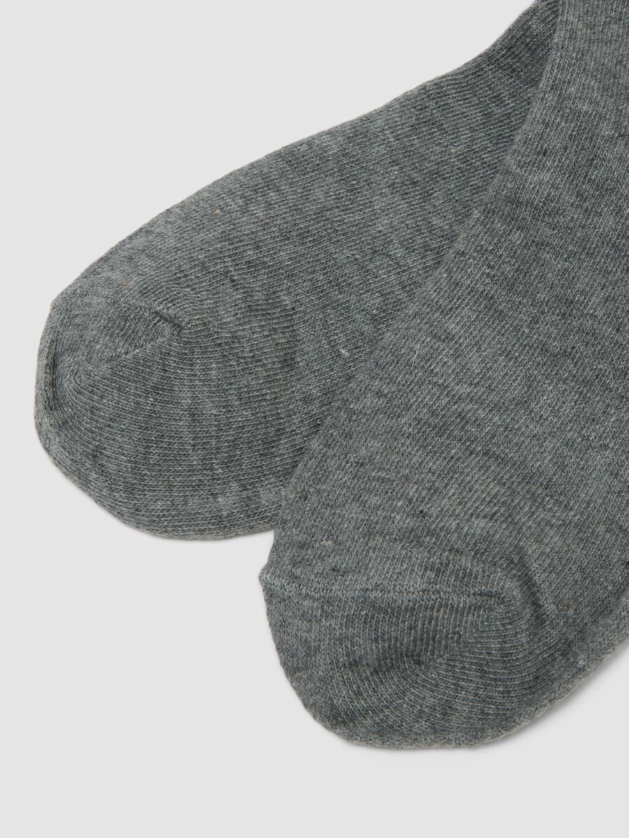 Grey socks in stretch organic cotton_2