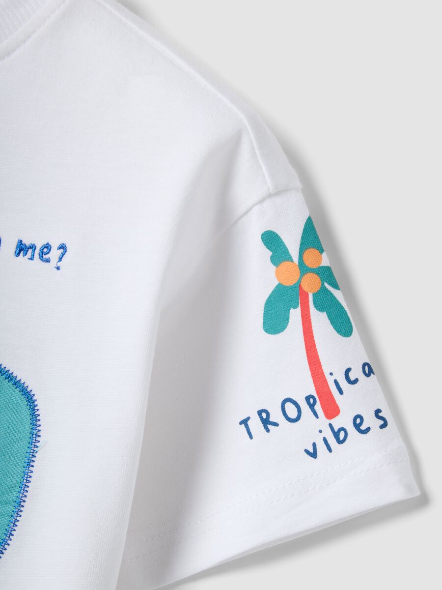 White short-sleeve pure cotton T-shirt with crocodile print for baby boy, oversized fit_2