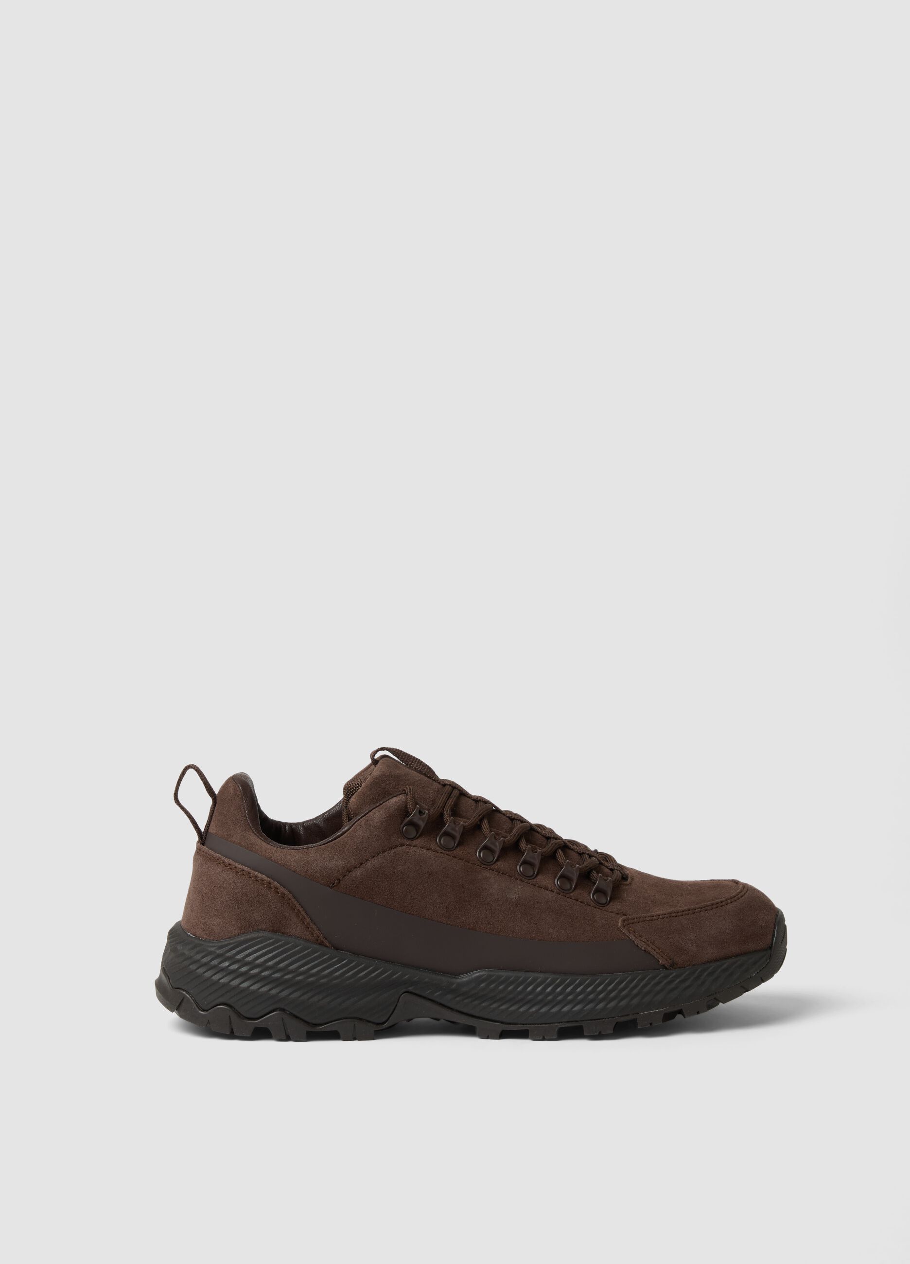 Scarpe marroni in vera pelle con suola carrarmato