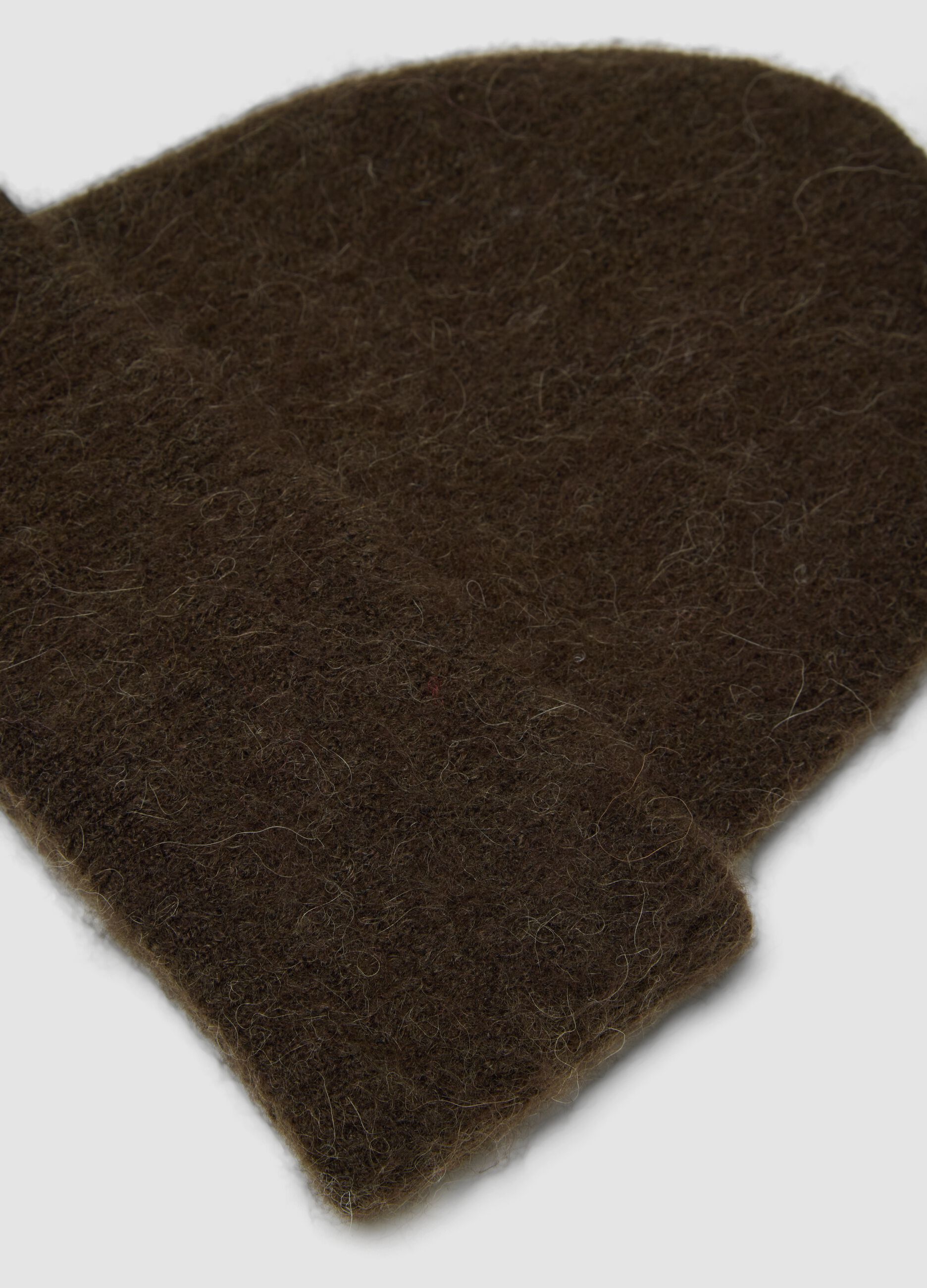 Berretto marrone in lana e alpaca elasticizzato