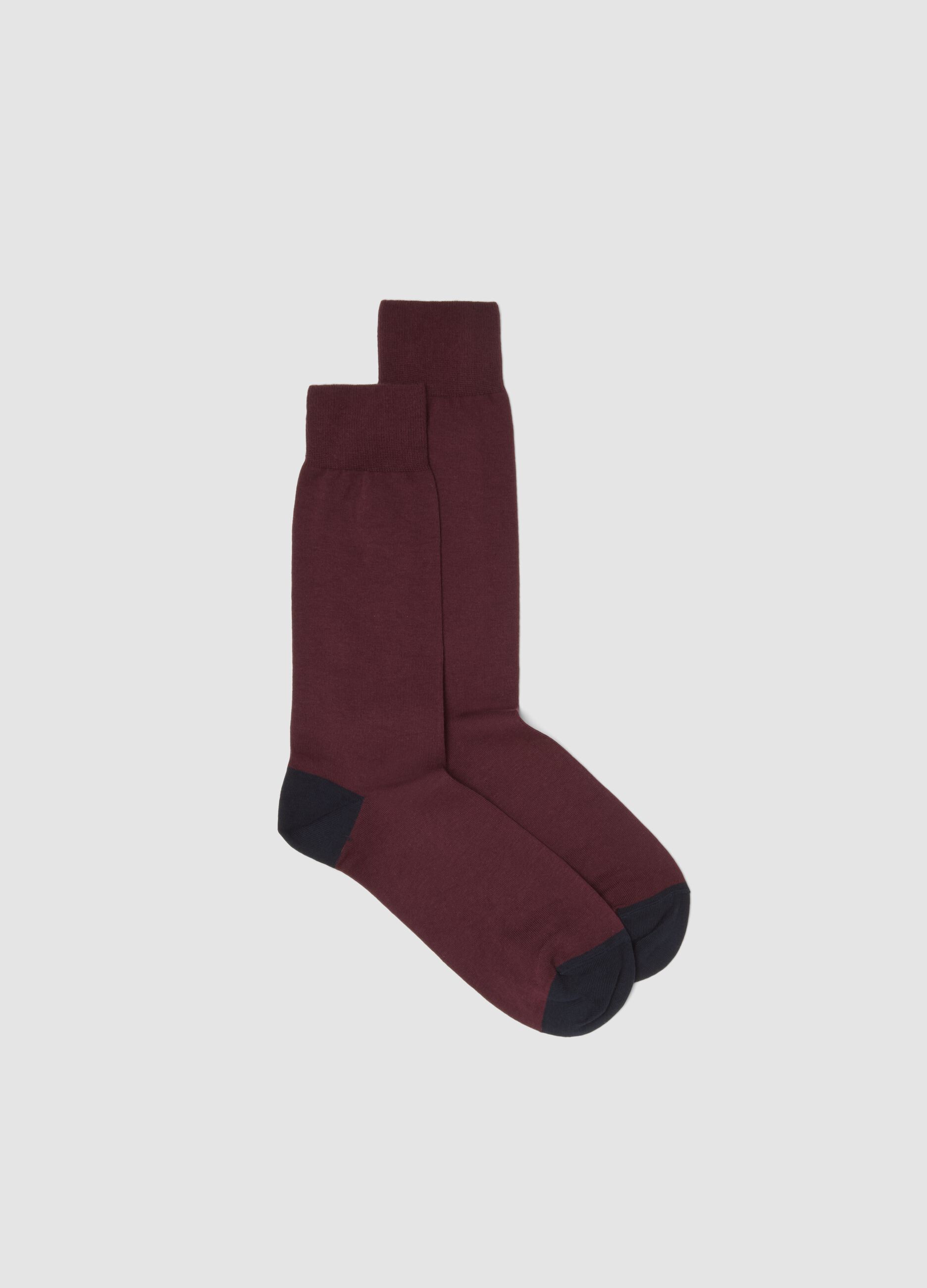 Burgundy red short socks in stretch cotton