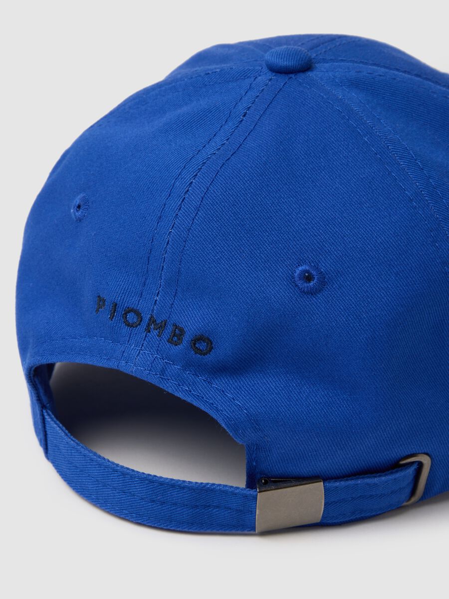 Blue pure cotton cap with adjustable visor and embroidered P_2