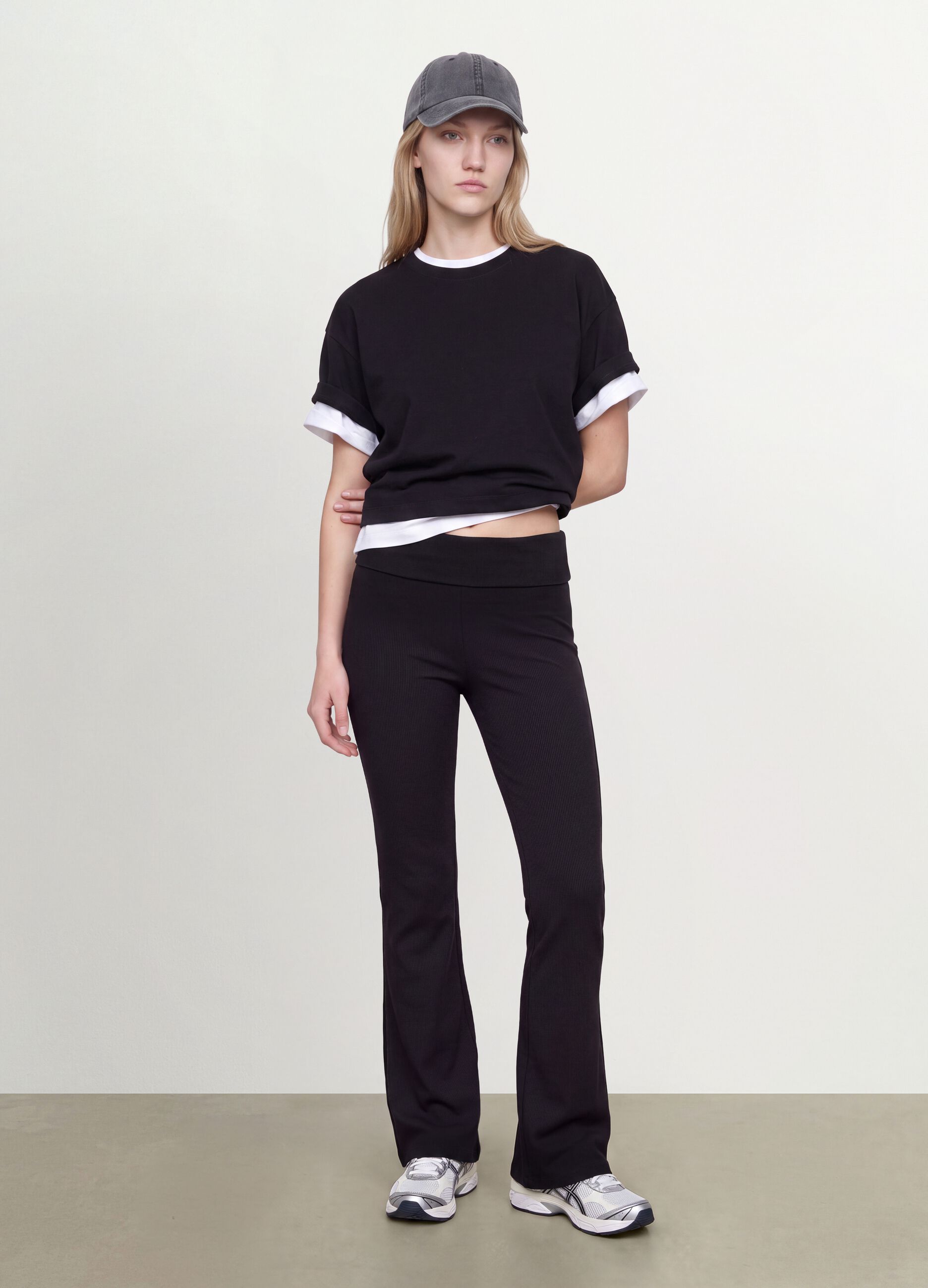 Black flared ribbed pure cotton leggings