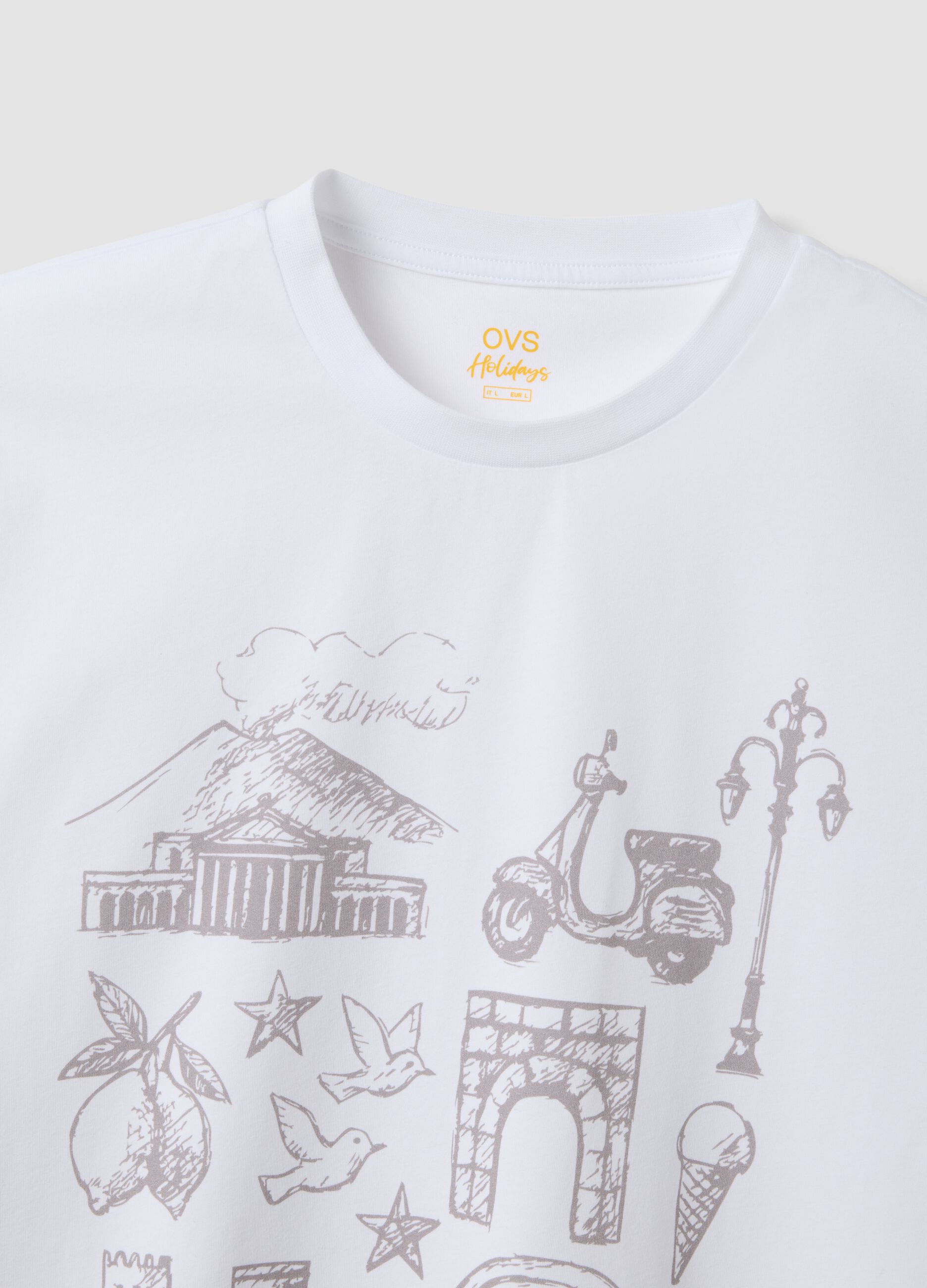 White pure cotton T-shirt with front print, regular fit
