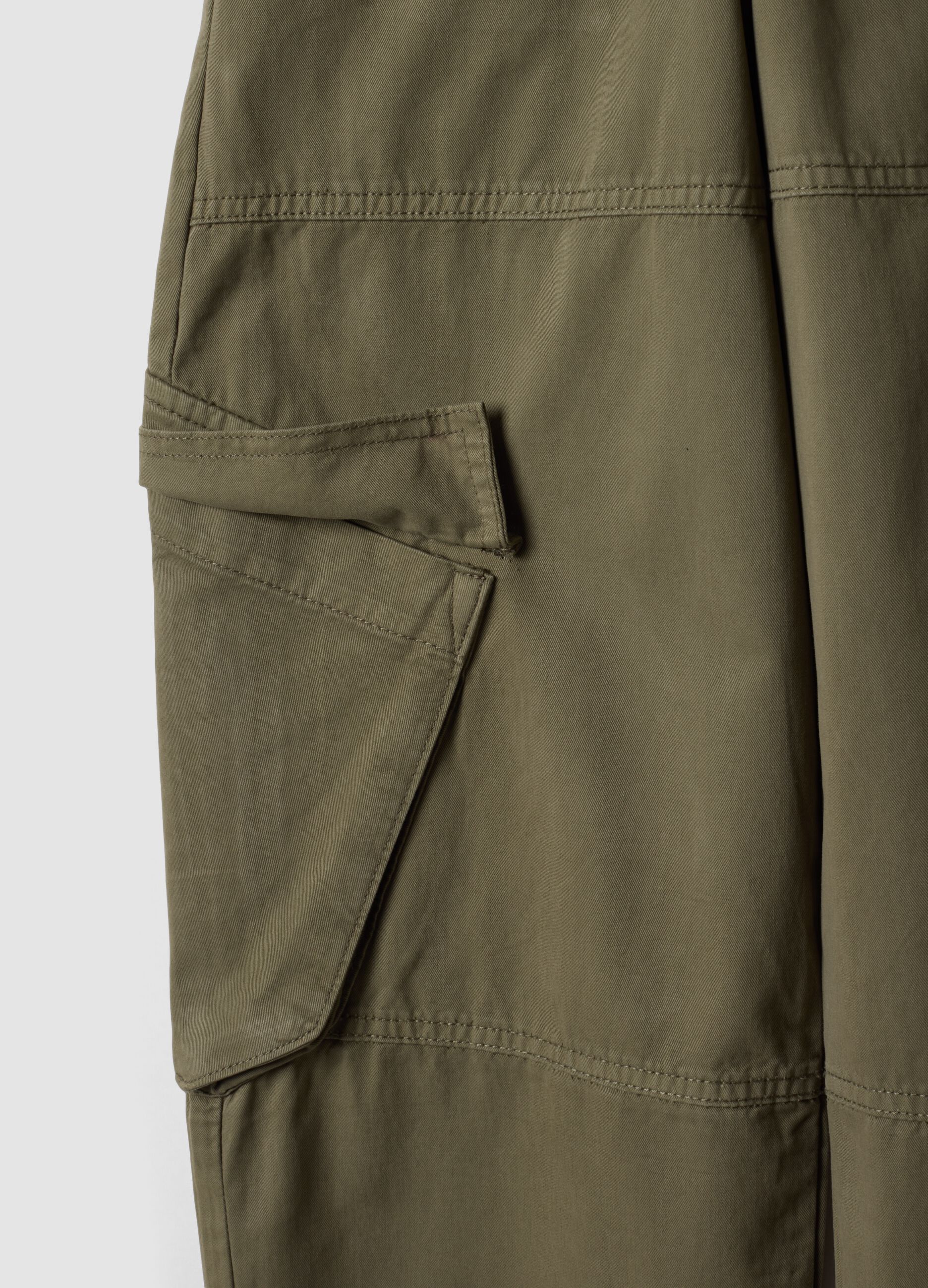 Girls&rsquo; green pure cotton straight-fit cargo trousers