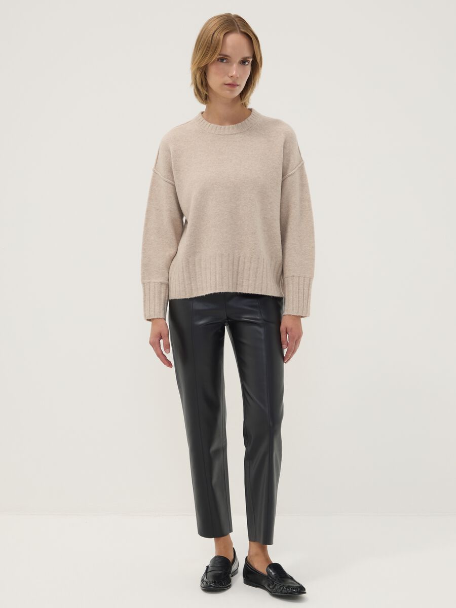 Black slim-fit leggings with regular waist and elasticated waistband_0