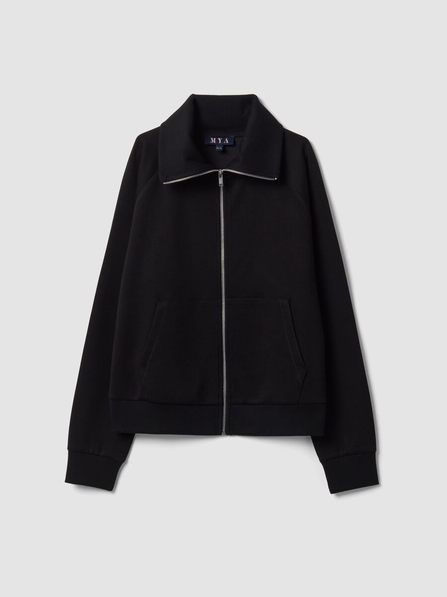 Black stretch viscose hoodie with turtleneck collar, regular fit_4