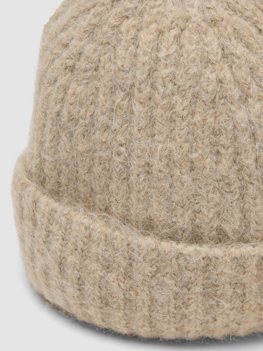 Beige ribbed stretch wool beanie_2