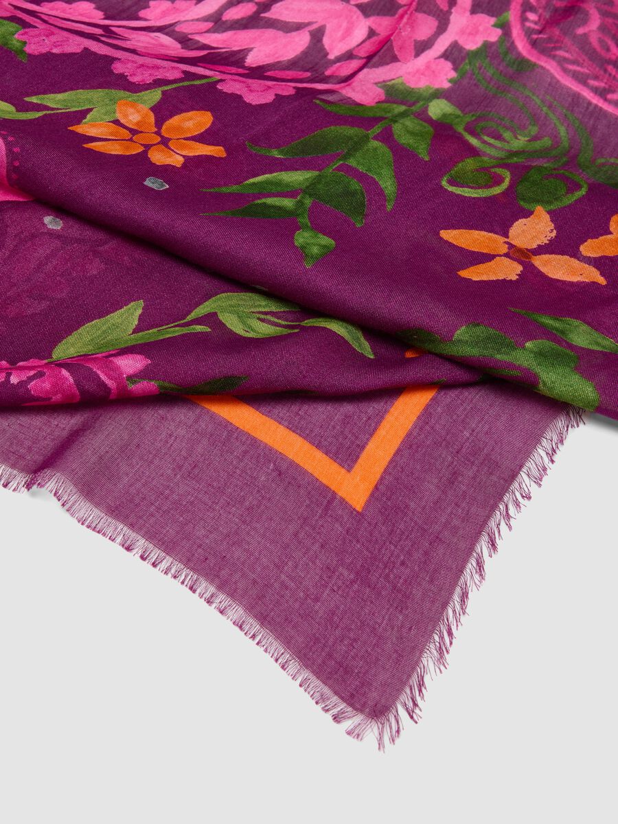 Foulard viola in pura viscosa con fantasia paisley_2