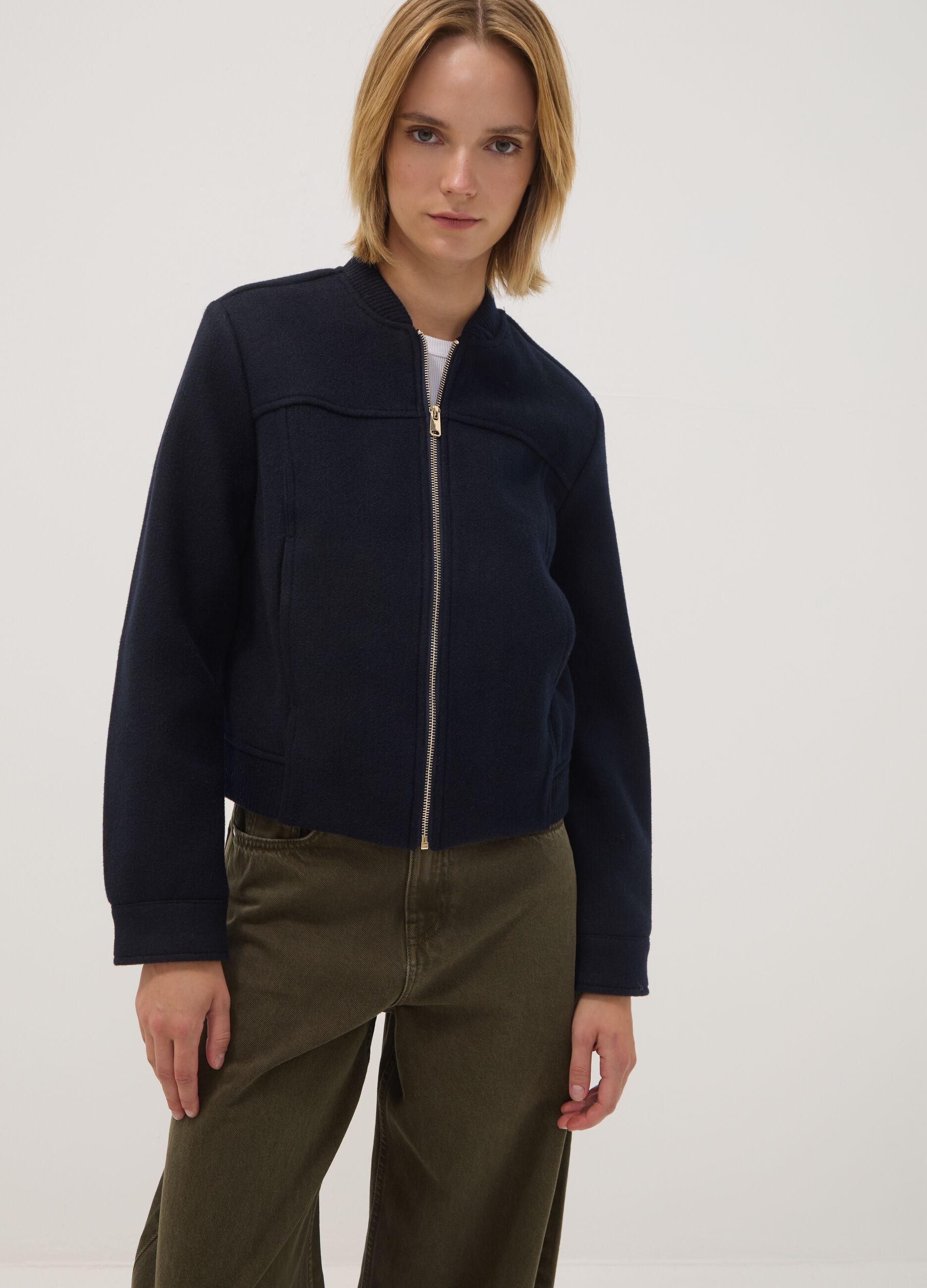 Navy blue regular-fit jacket with zip