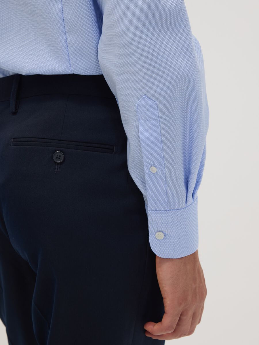 Light blue slim-fit pure cotton no-iron shirt with cutaway collar_2