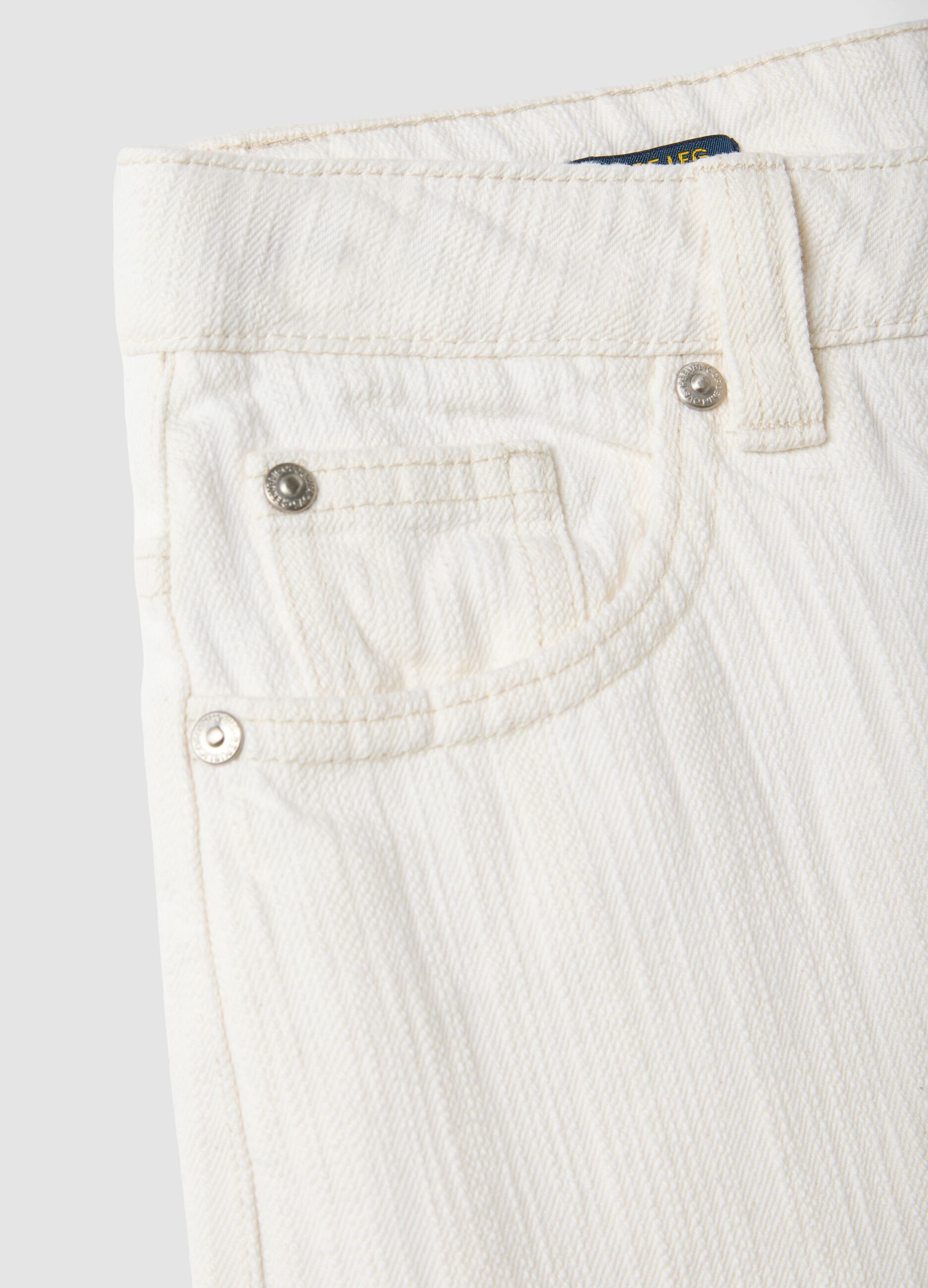 White wide-leg trousers in pure cotton