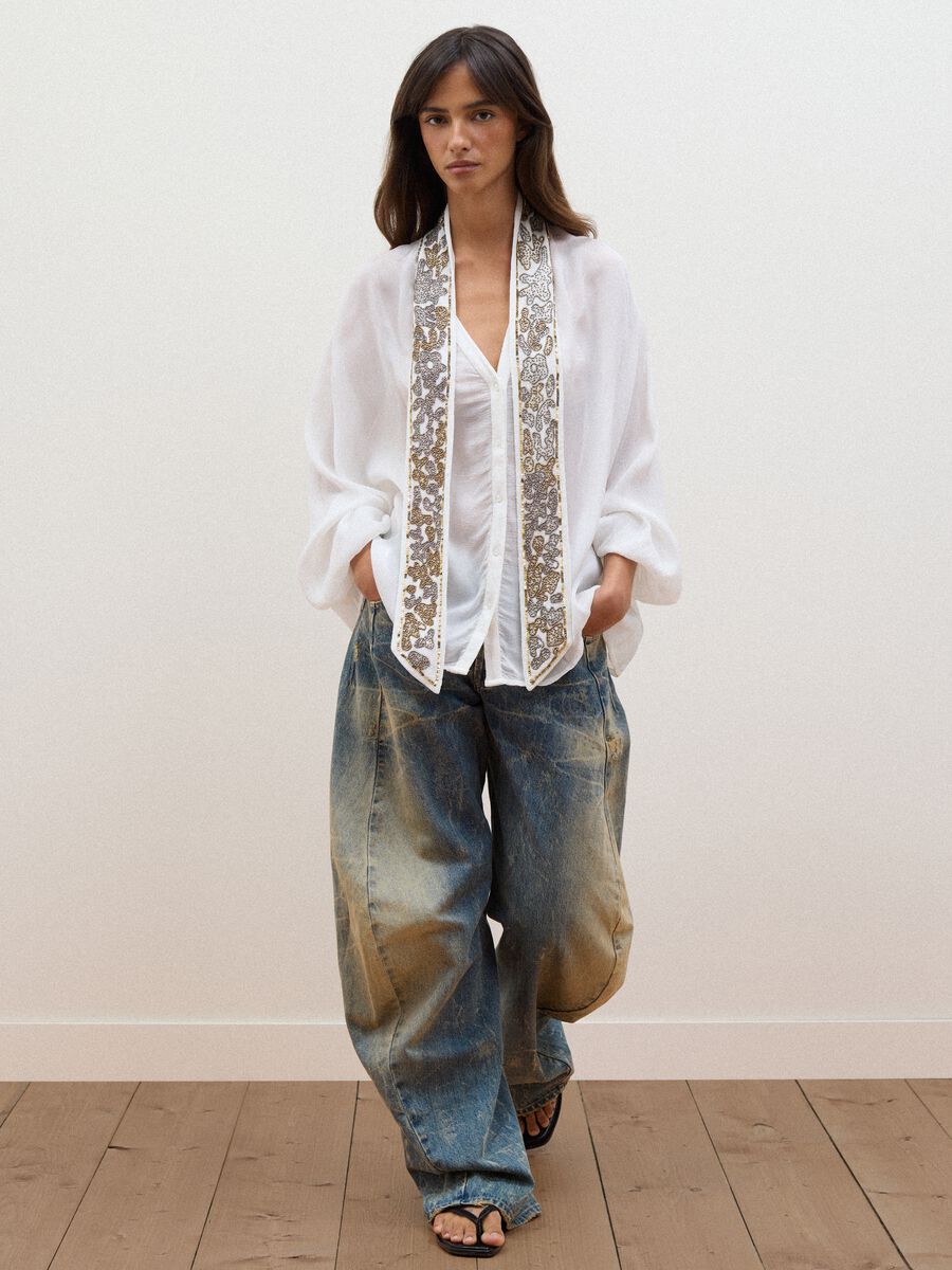 White pure-viscose shirt with embroidered collar_1