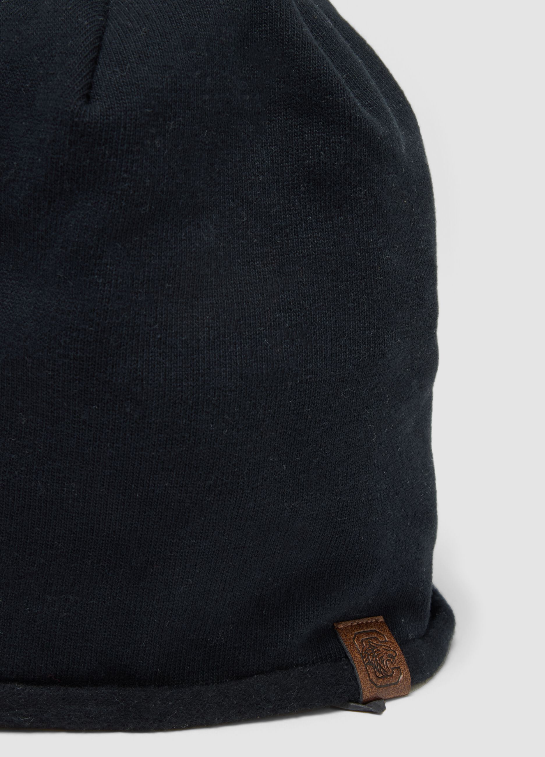 Cappello nero in cotone elasticizzato jersey knit per bambino