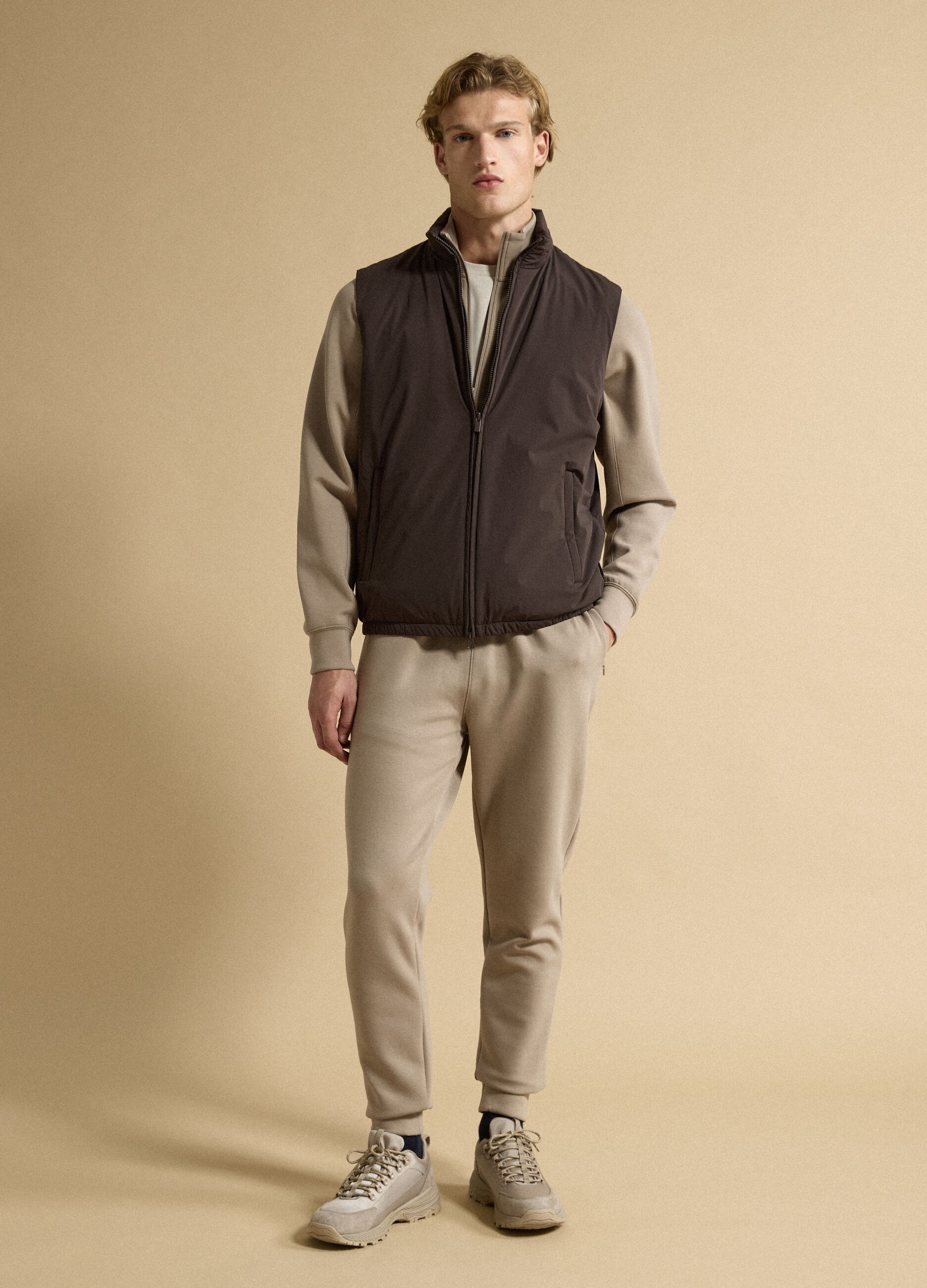Brown stretch-fabric gilet with zip