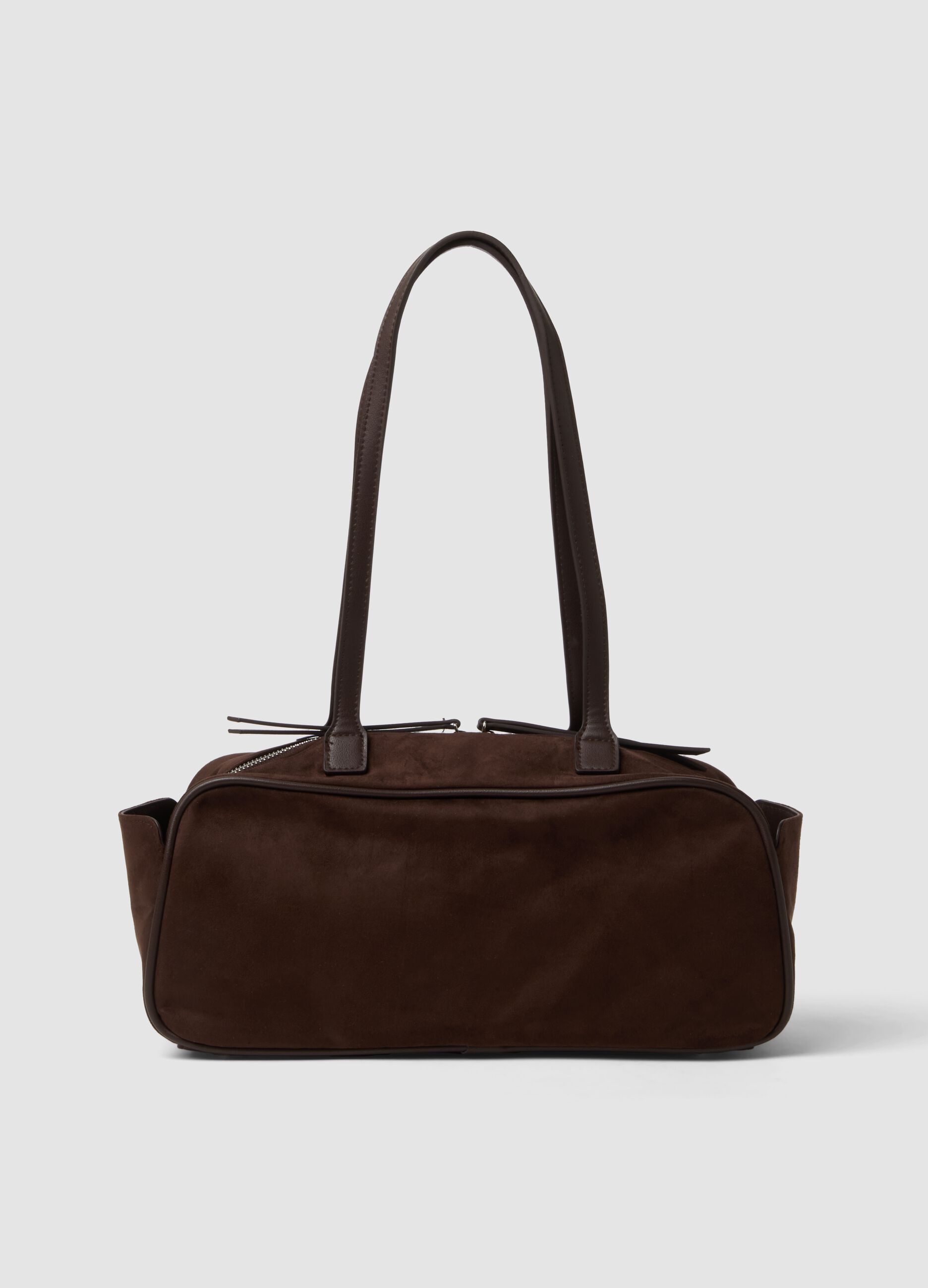Brown shoulder bag with zip fastening