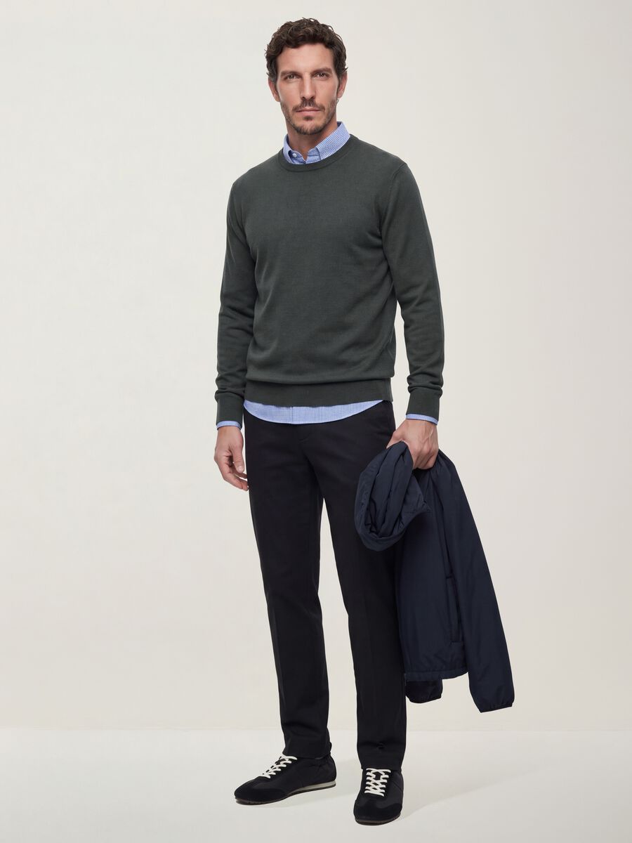 Grey slim-fit stretch twill chino trousers_0