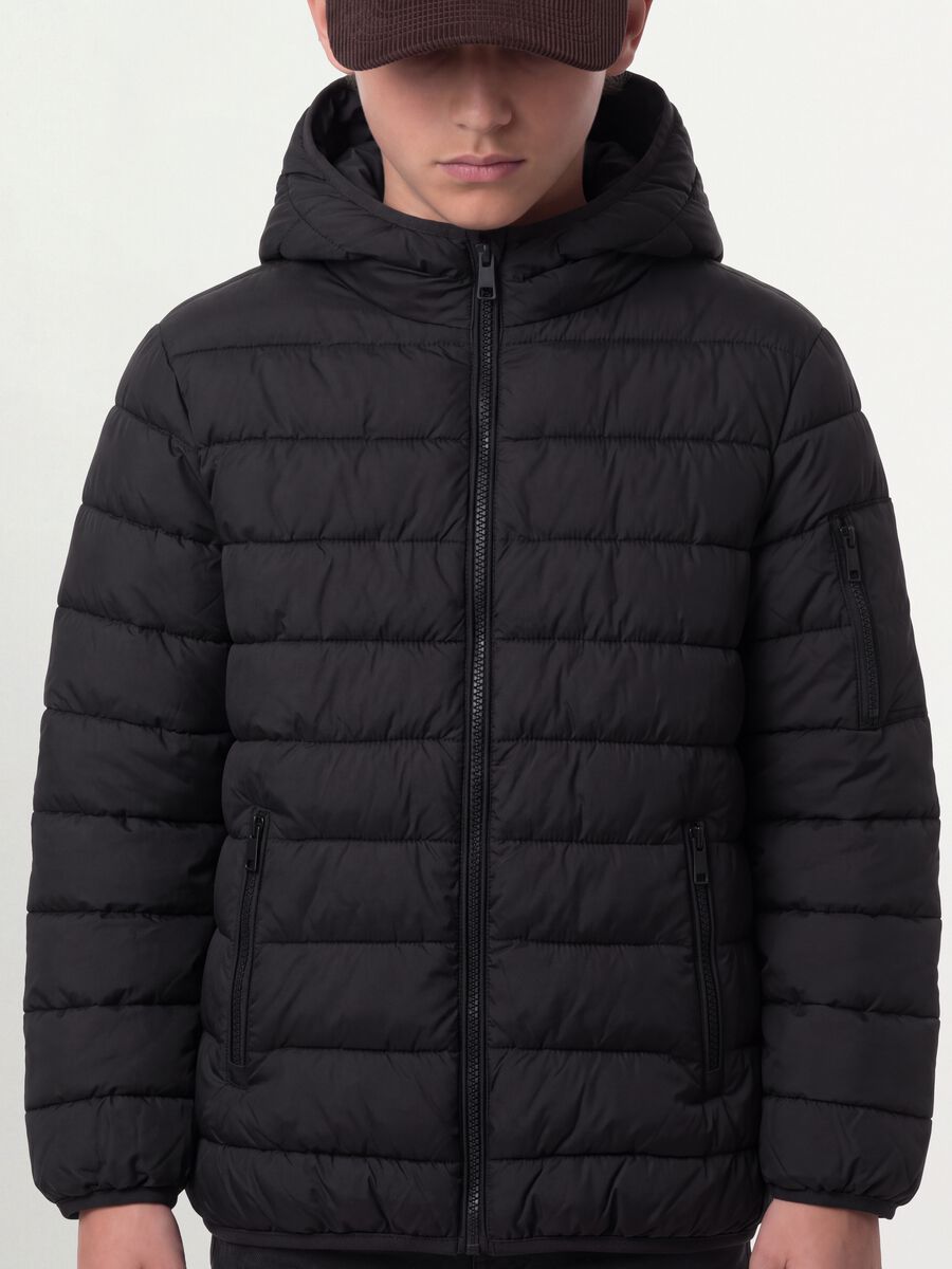 Black Ultralight padded hooded jacket with zip for boys_3