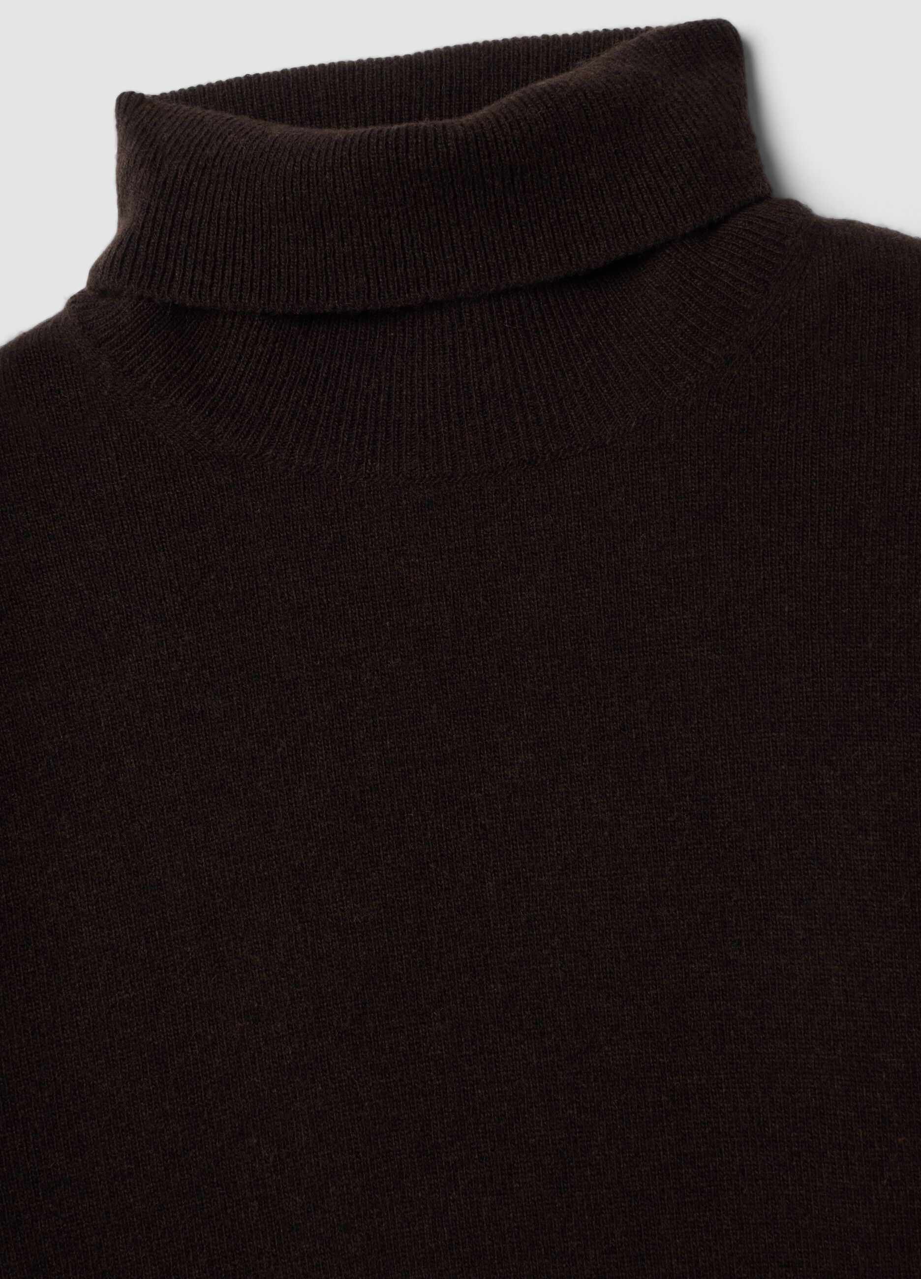 Brown pure lambswool roll-neck jumper