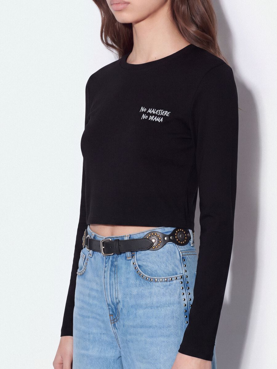 Black pure cotton T-shirt with chest lettering_2