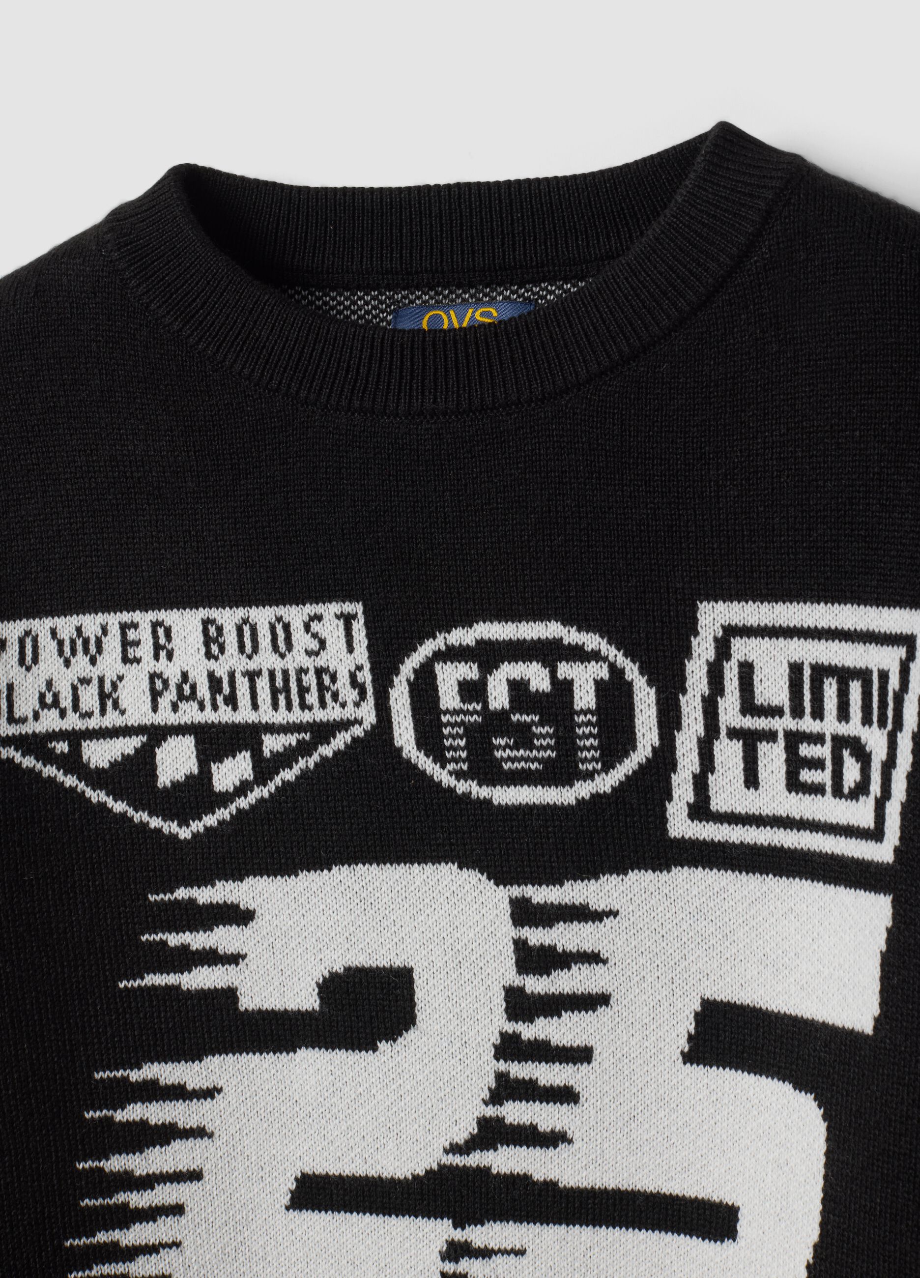 Black crew-neck jumper with jacquard print