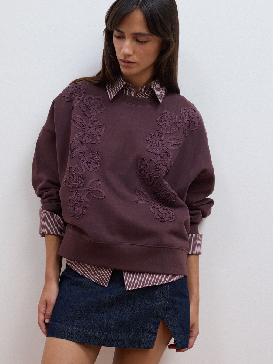 Purple cotton-blend crew-neck sweatshirt with floral embroidery_1