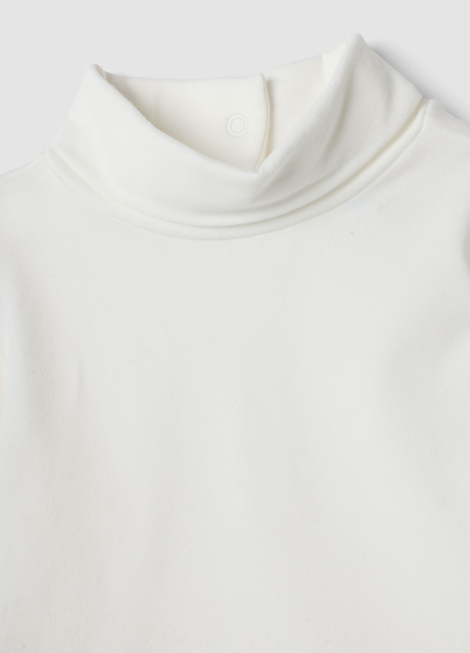 T-shirt bianca in cotone organico elasticizzato con colletto rialzato