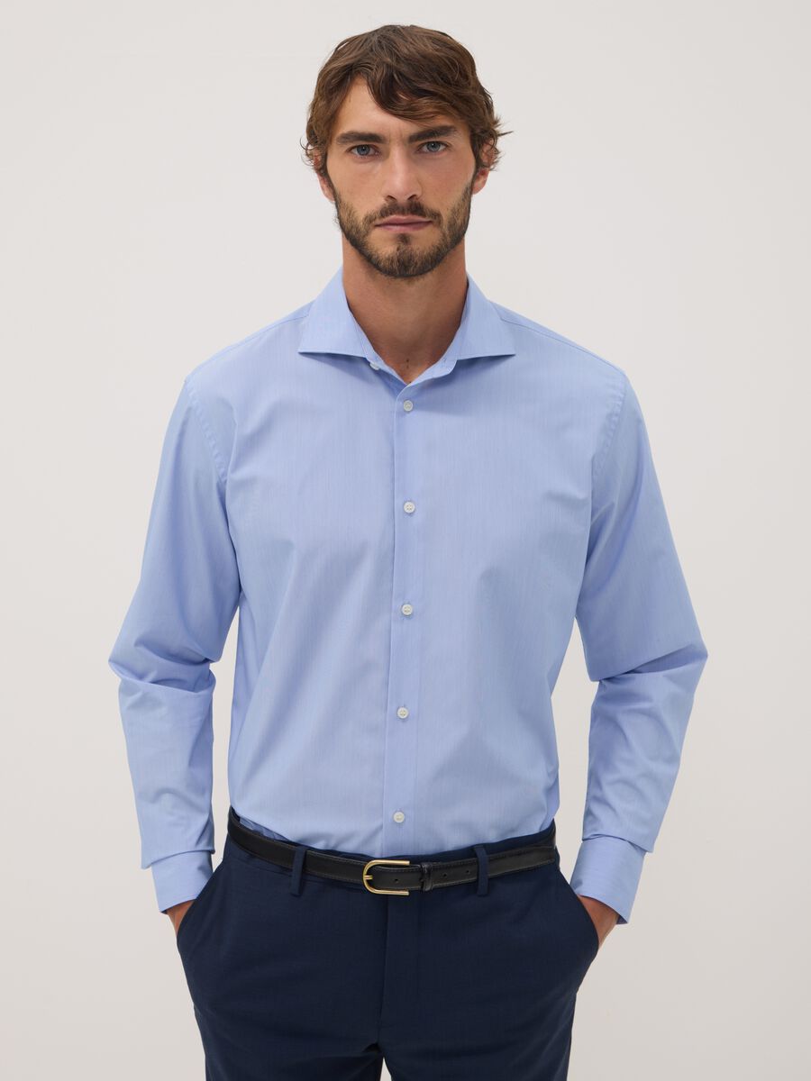 Camicia azzurra e bianca in misto lyocell easy iron regular fit_0