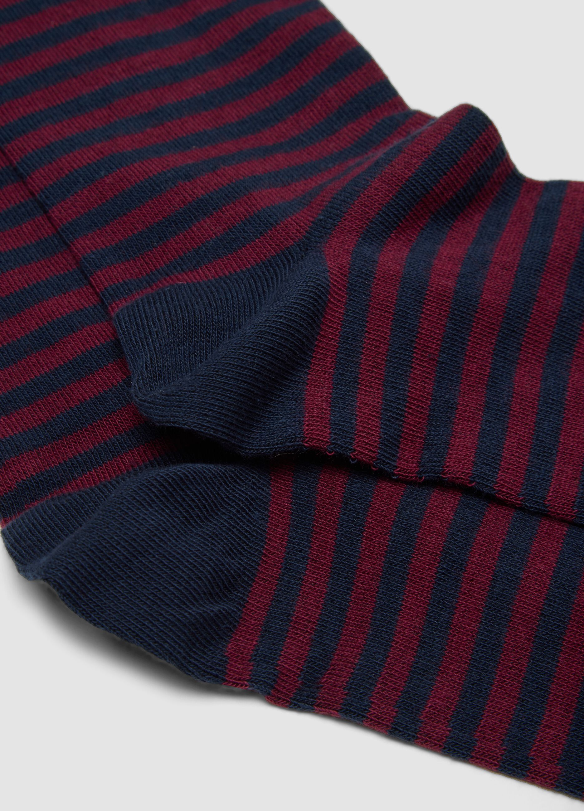 Two-pack of multicolour long socks in stretch cotton