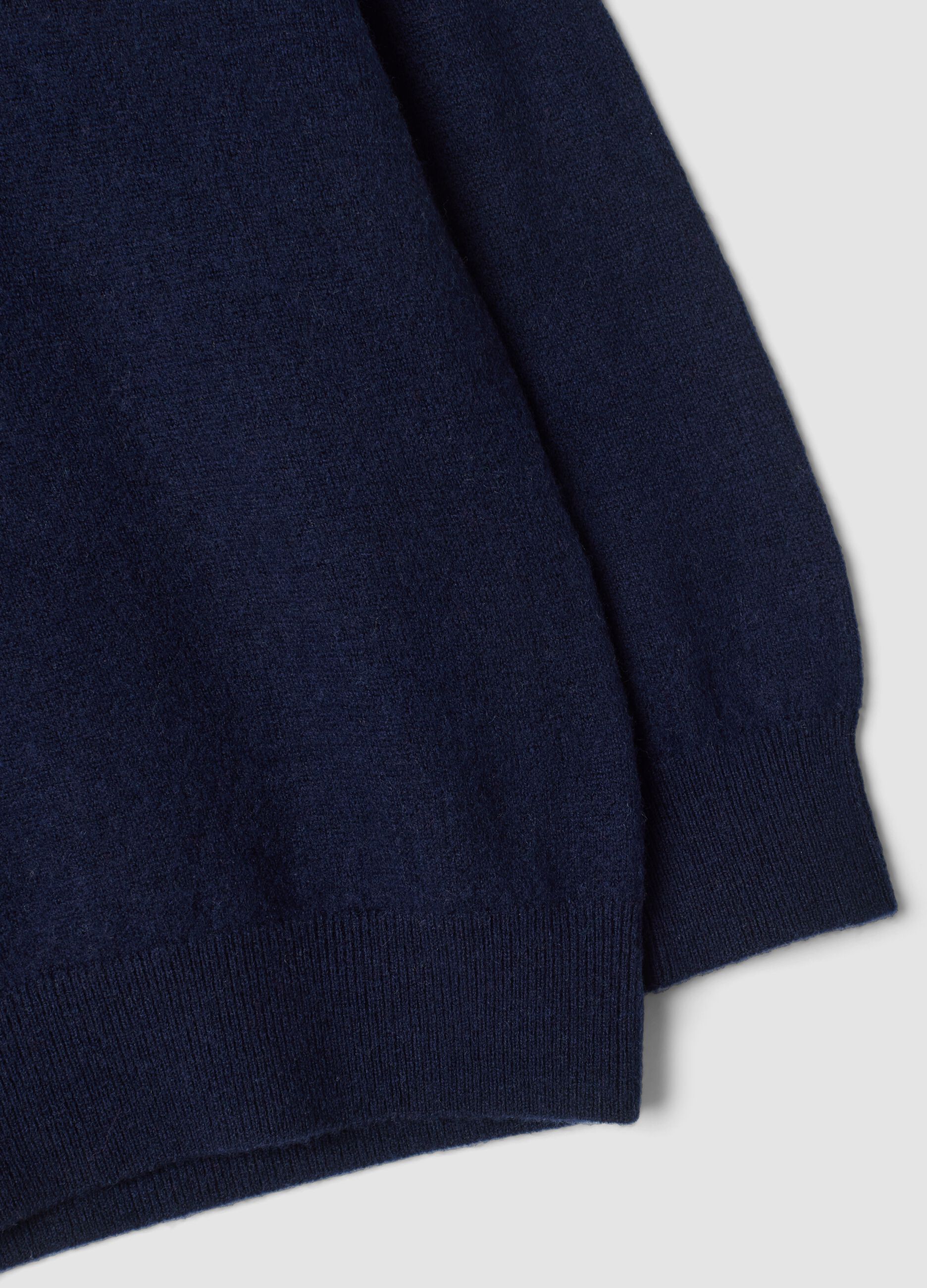 Maglia blu in pura lana a maniche lunghe regular fit