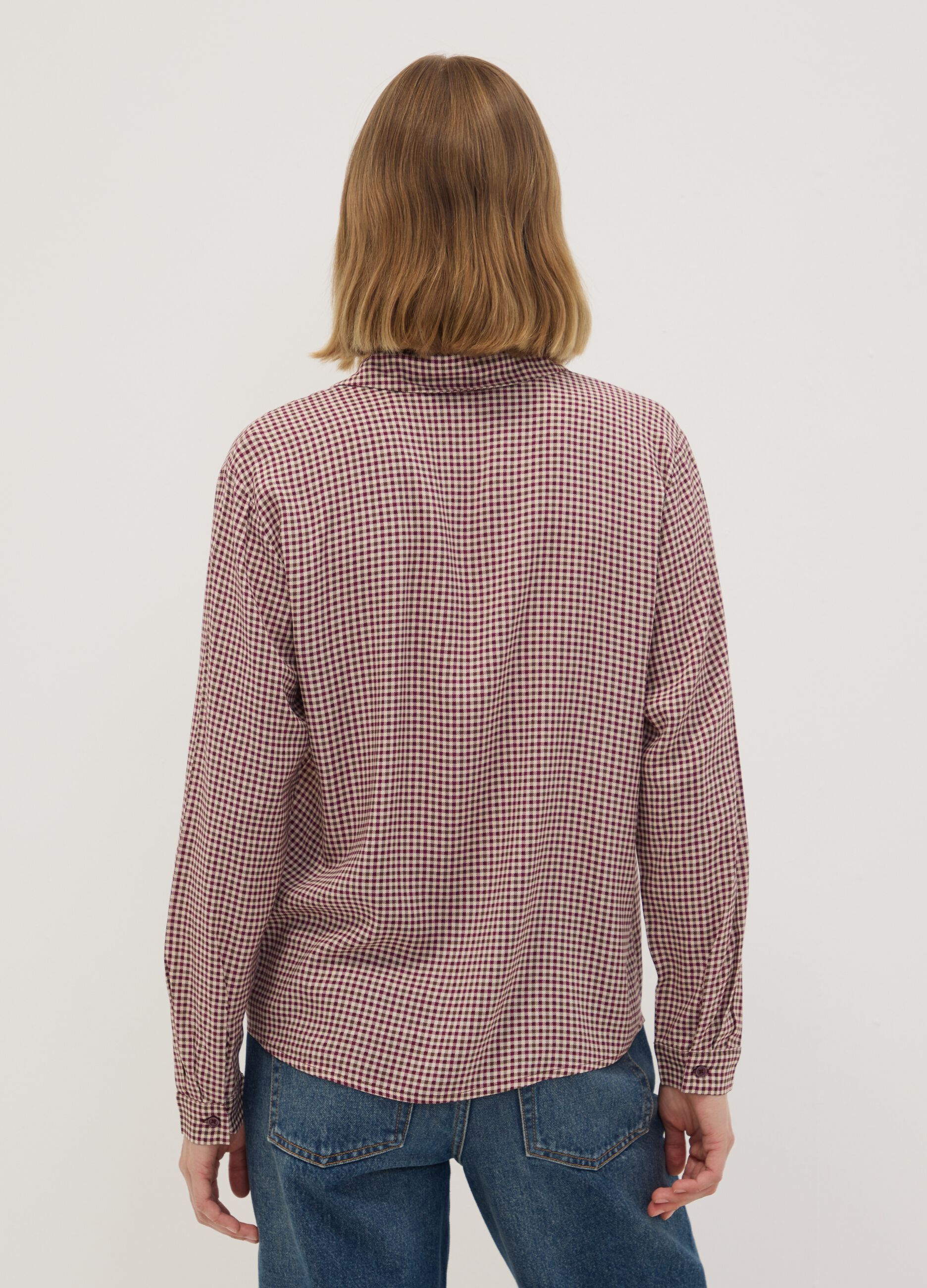 Brown checked pure viscose shirt with classic collar, regular fit
