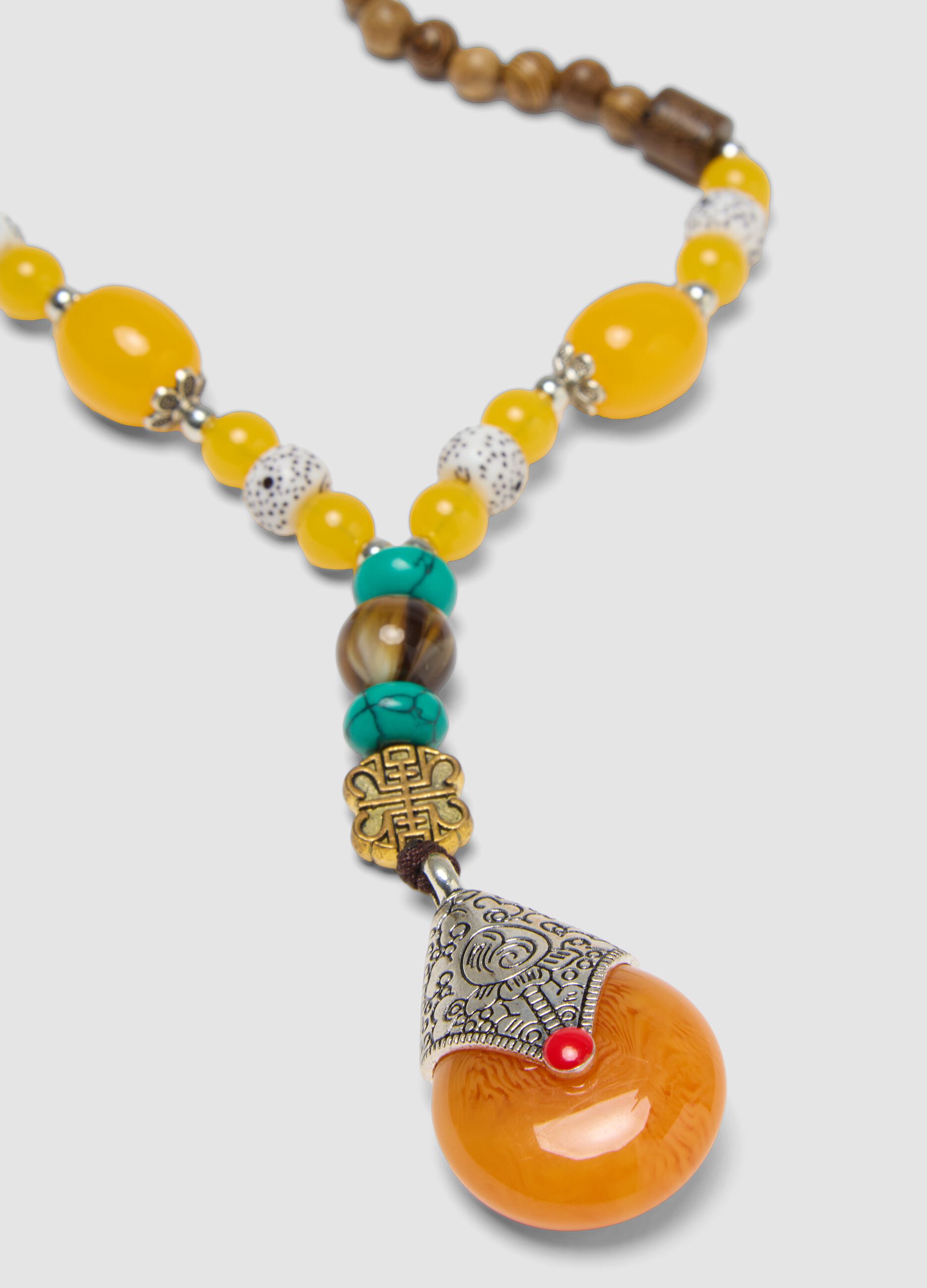 Collana marrone, gialla, arancione, grigio argento, azzurro turchese, bianco sporco e rossa