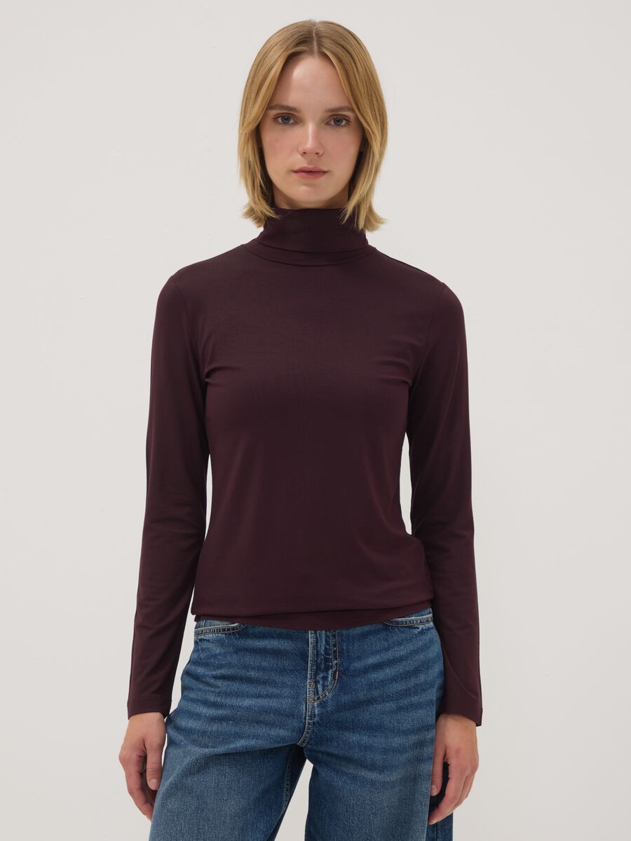 Purple stretch viscose top with raised collar, regular fit_0