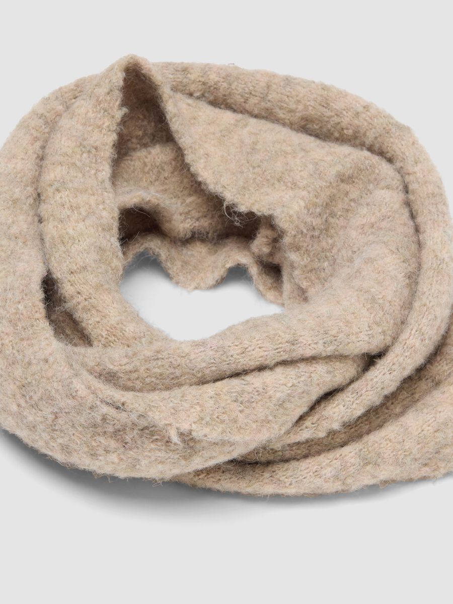 Beige stretch wool scarf_1