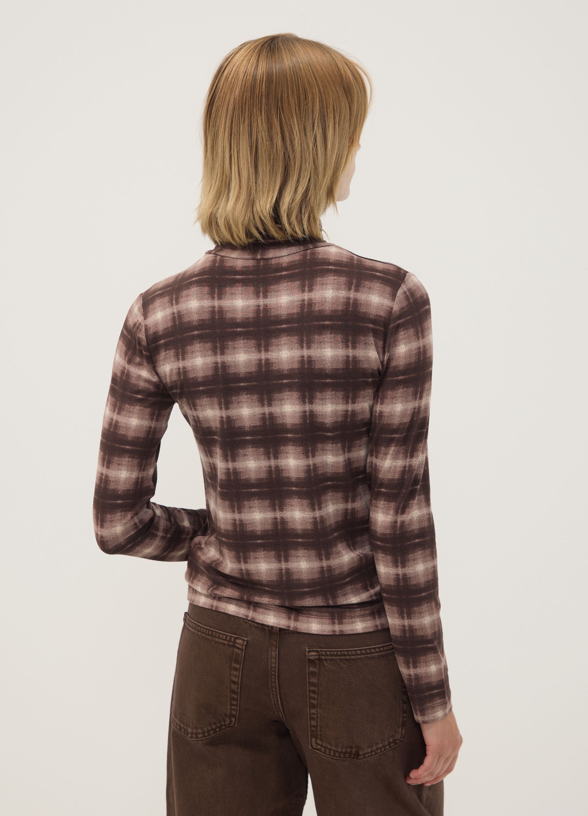 Brown stretch viscose crew-neck checked T-shirt