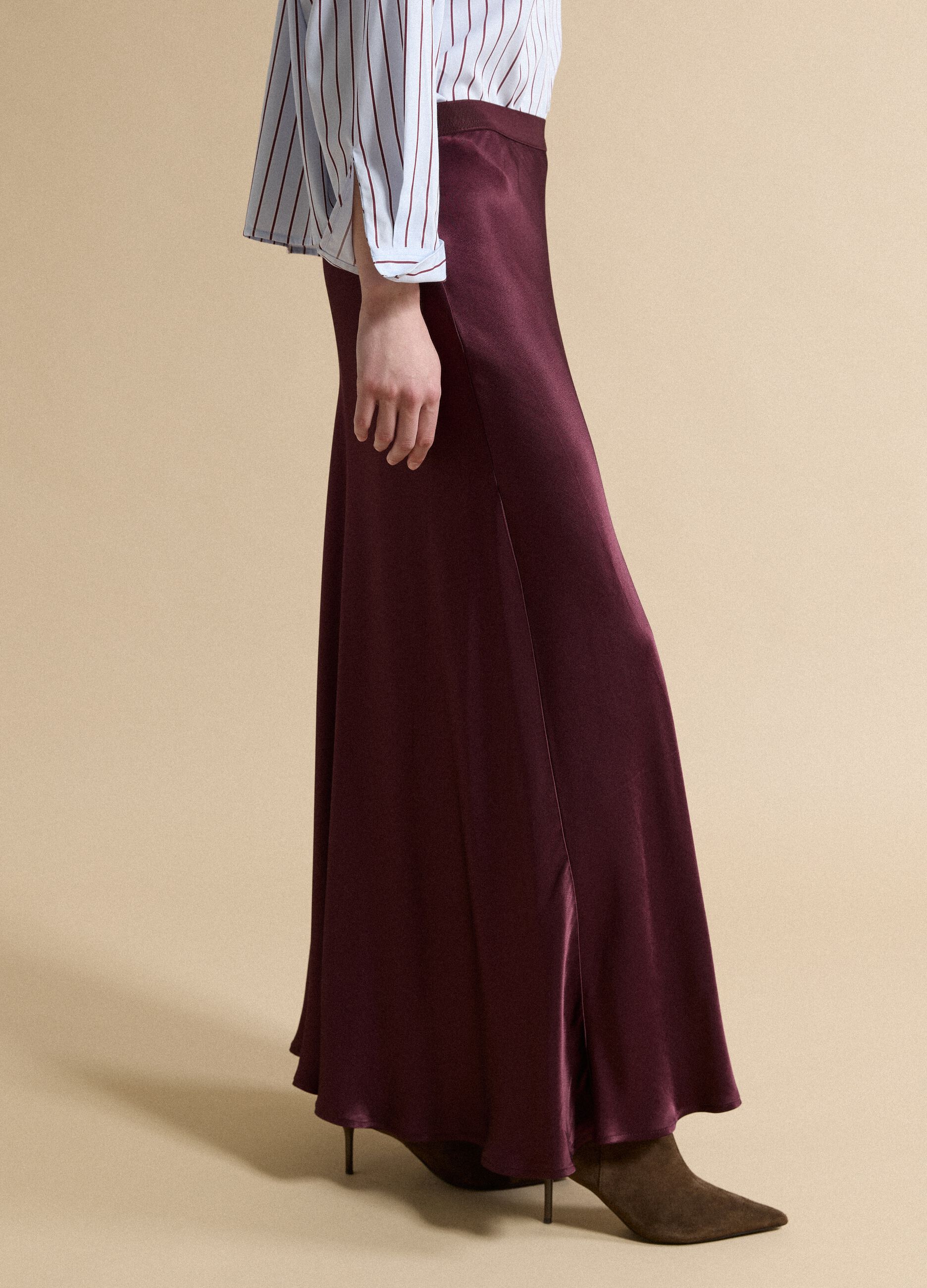 Long red skirt in pure viscose